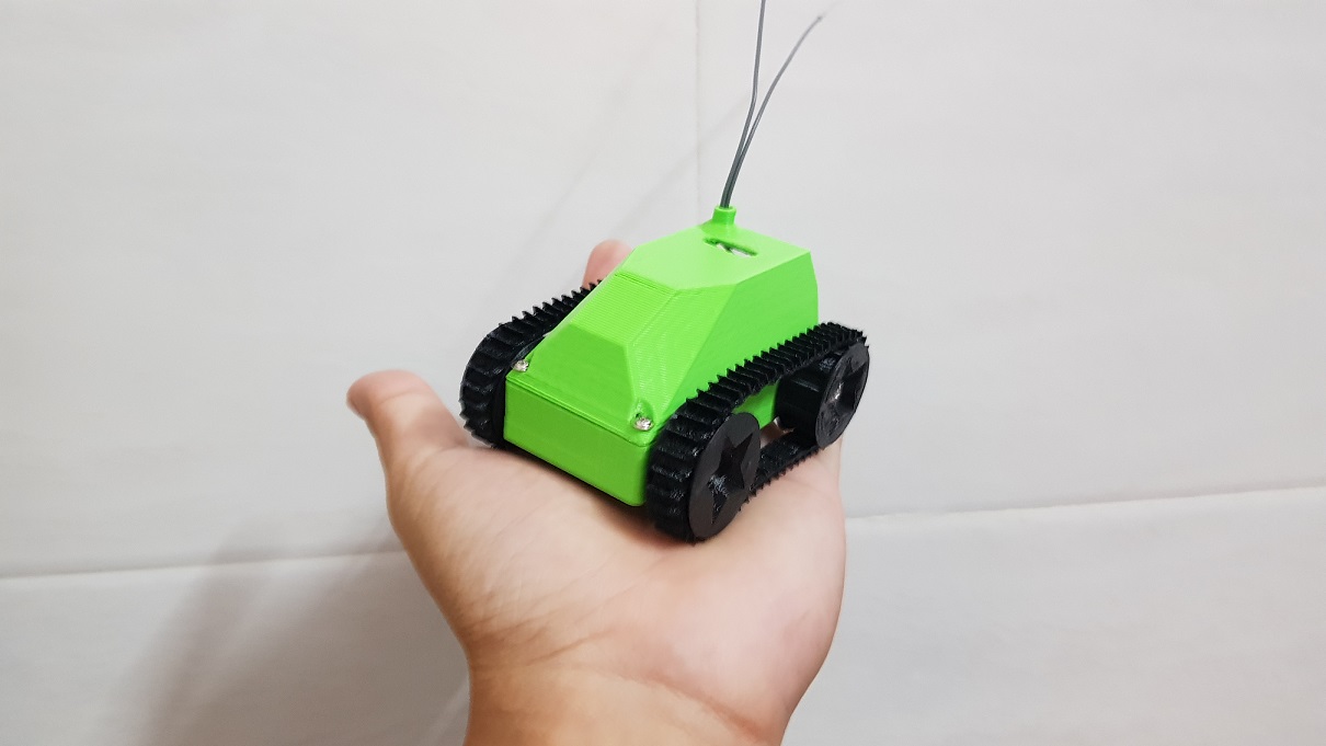 Mini tank robot v1