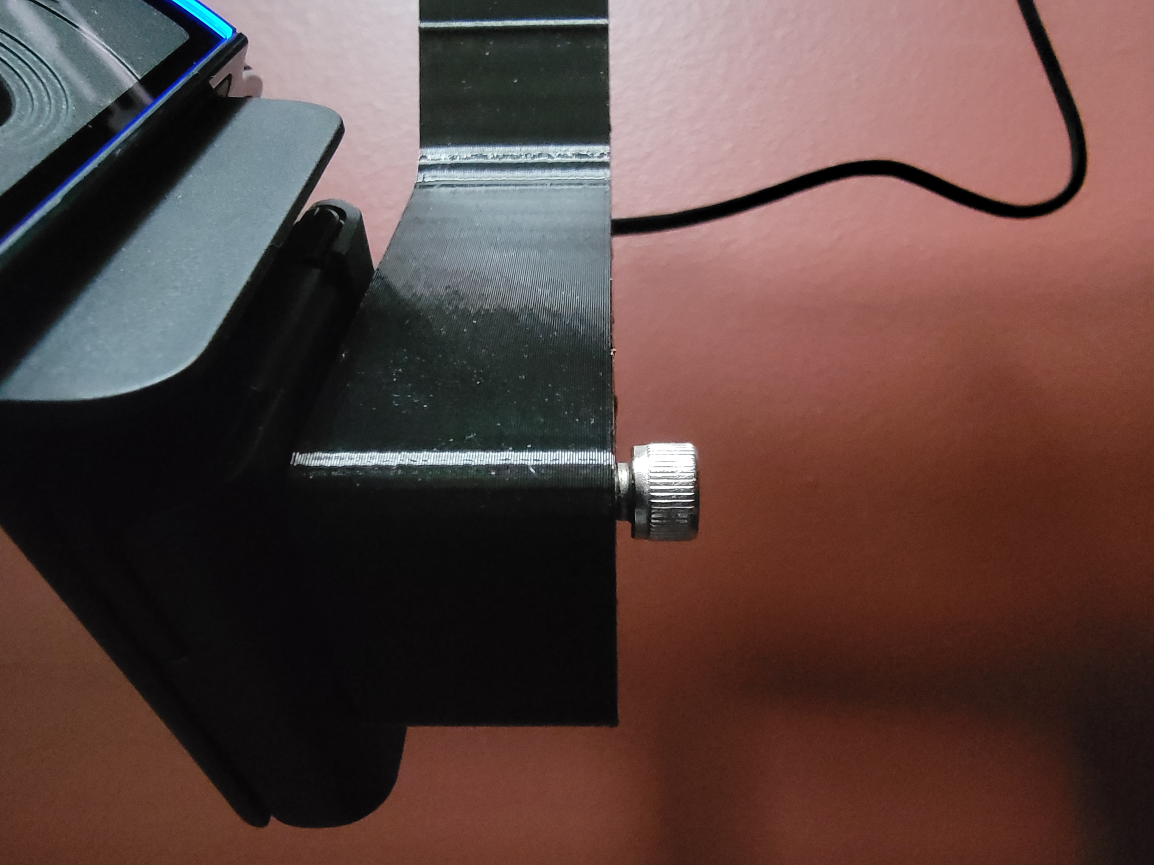 V400 Webcam Mount Remix — miniatura 4