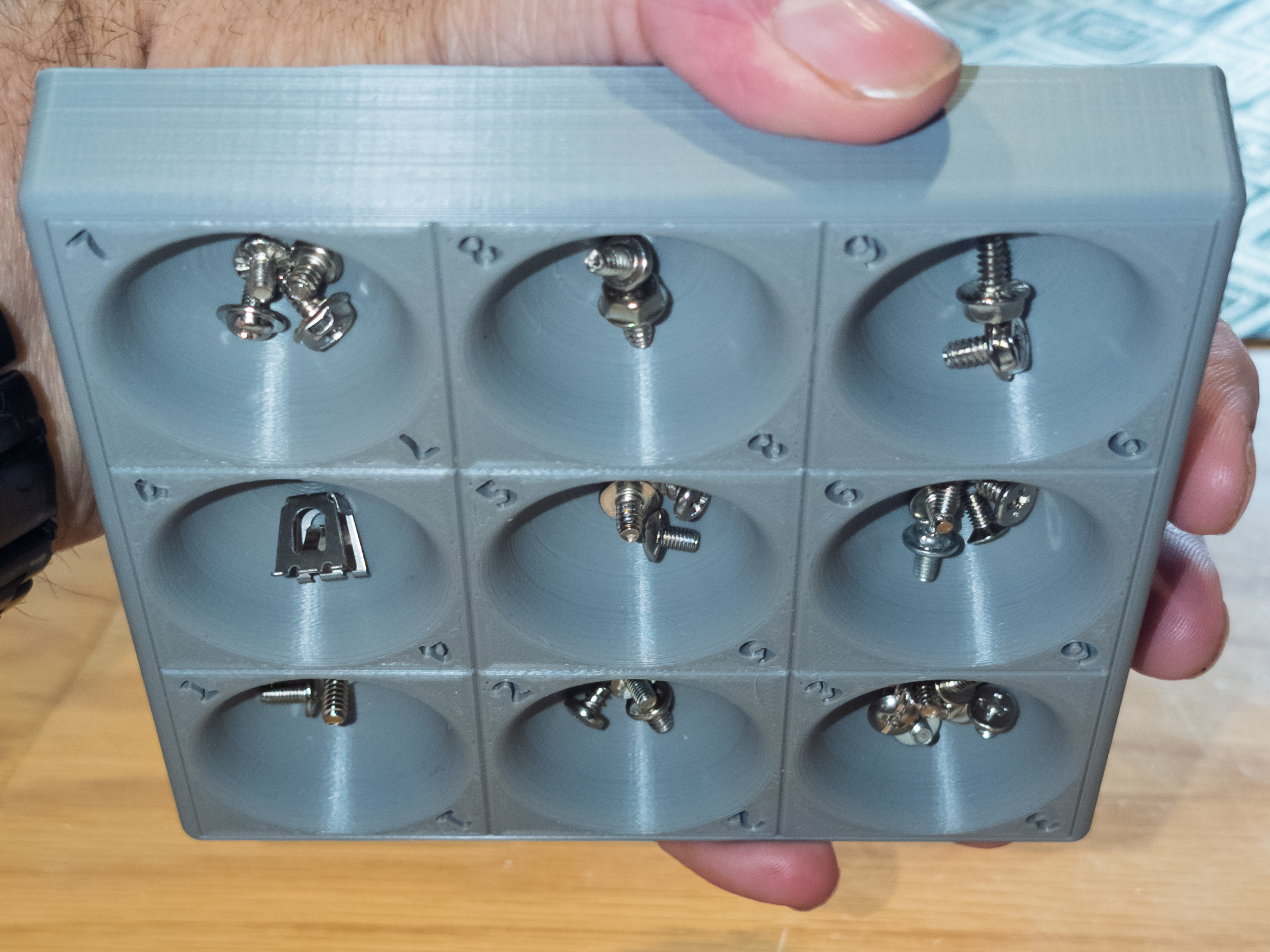 Magnetic Parts Tray for Assembly/Disassembly (Multiple Sizes & Non-Magnetic Versions Included)