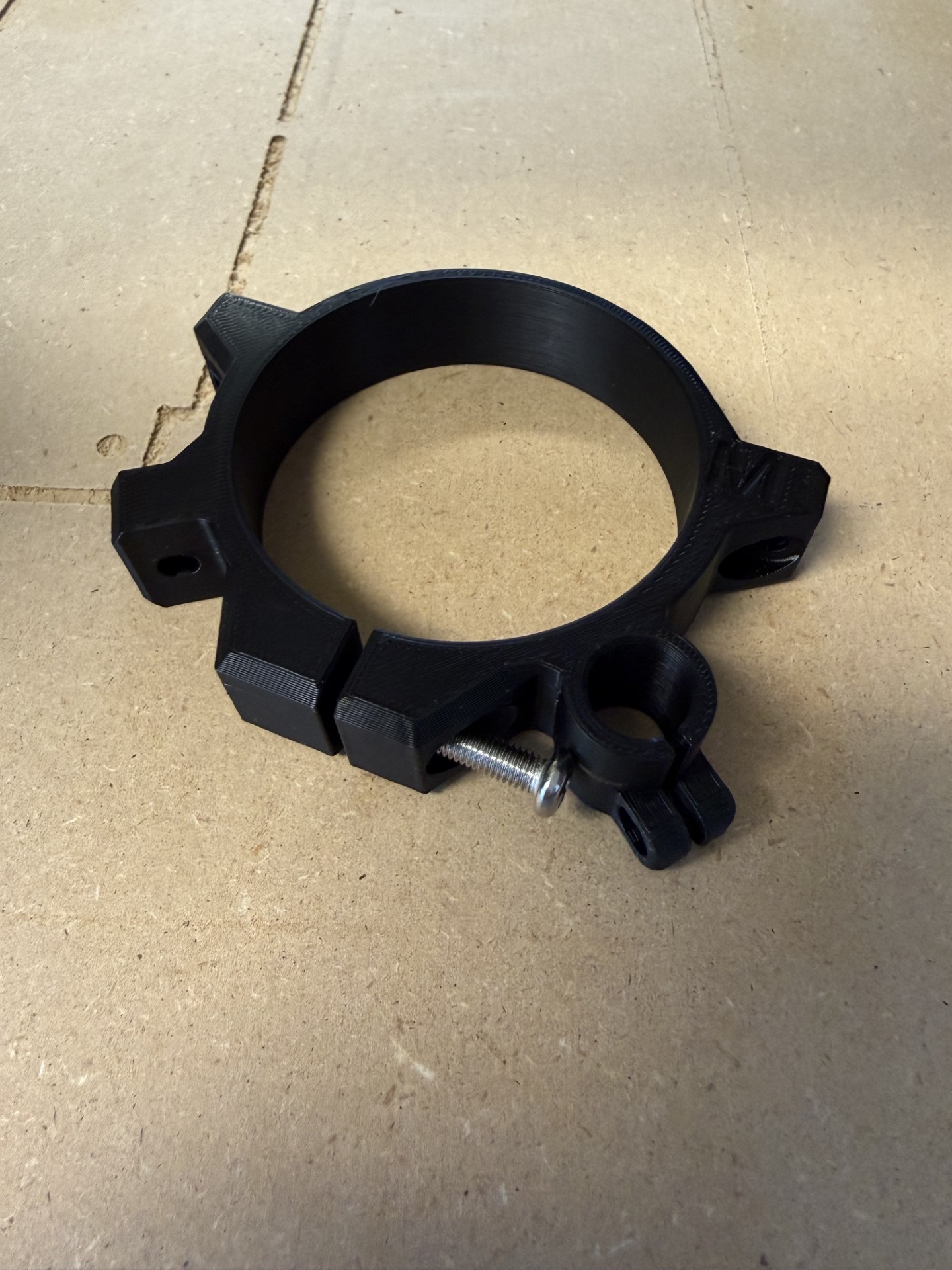 Lesar Pointer LowRider 4 Makita Mount Laser Pointer — STL Grátis | 3DFinder
