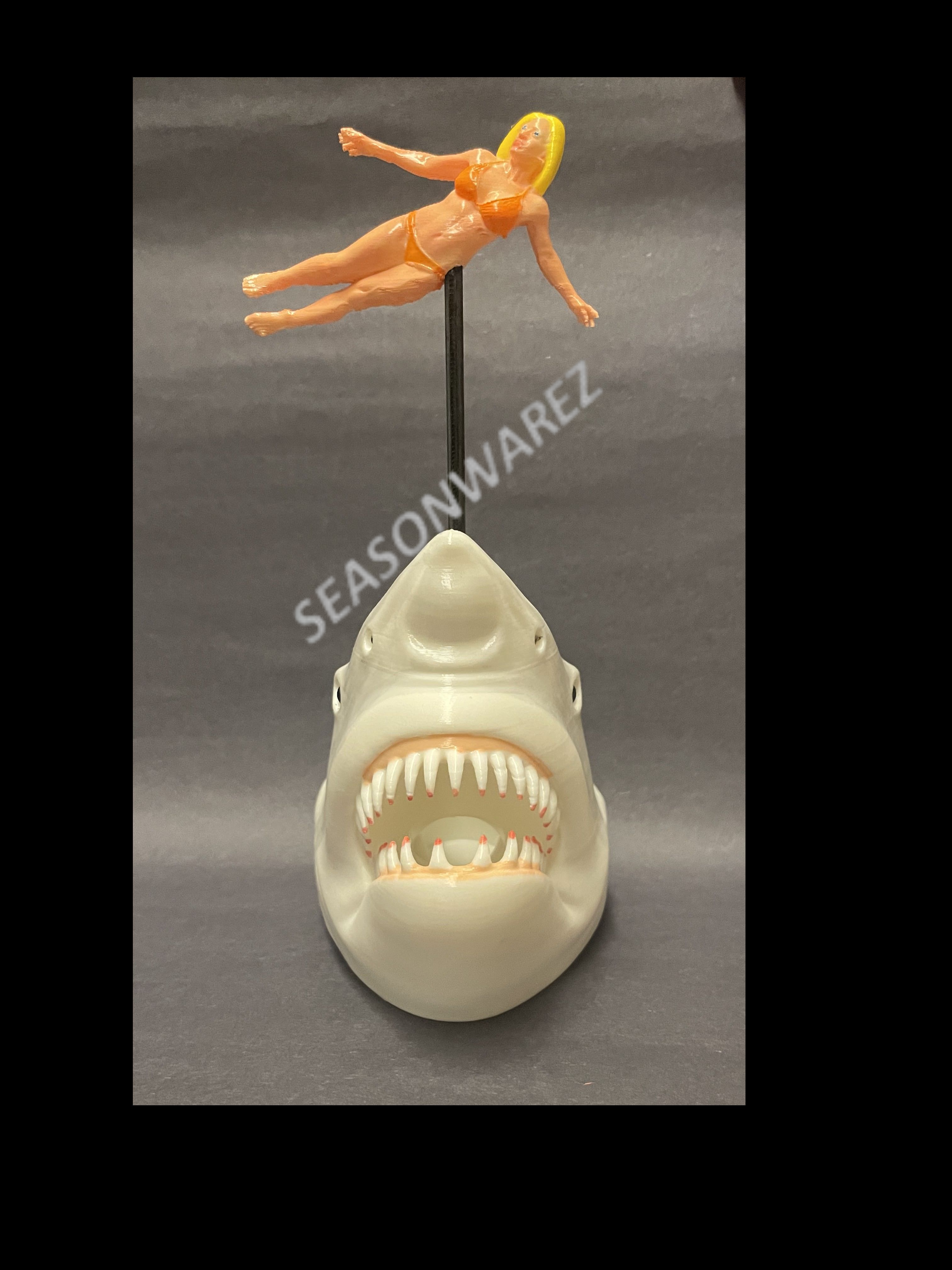Jaws Movie Poster Figure/Pen Holder - Shark & Swimmer Girl