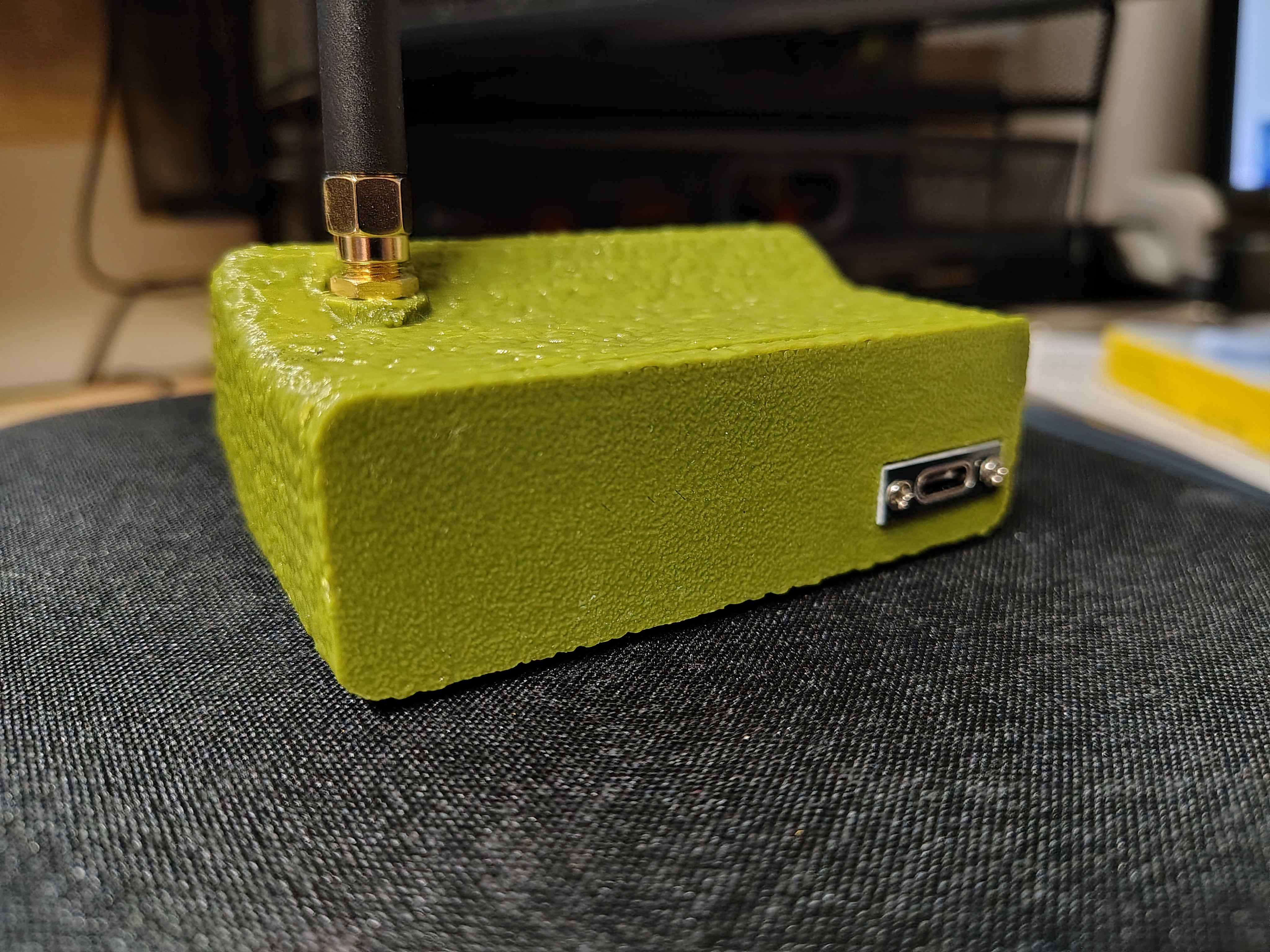 Heltec V4 Desktop Case — miniatura 2