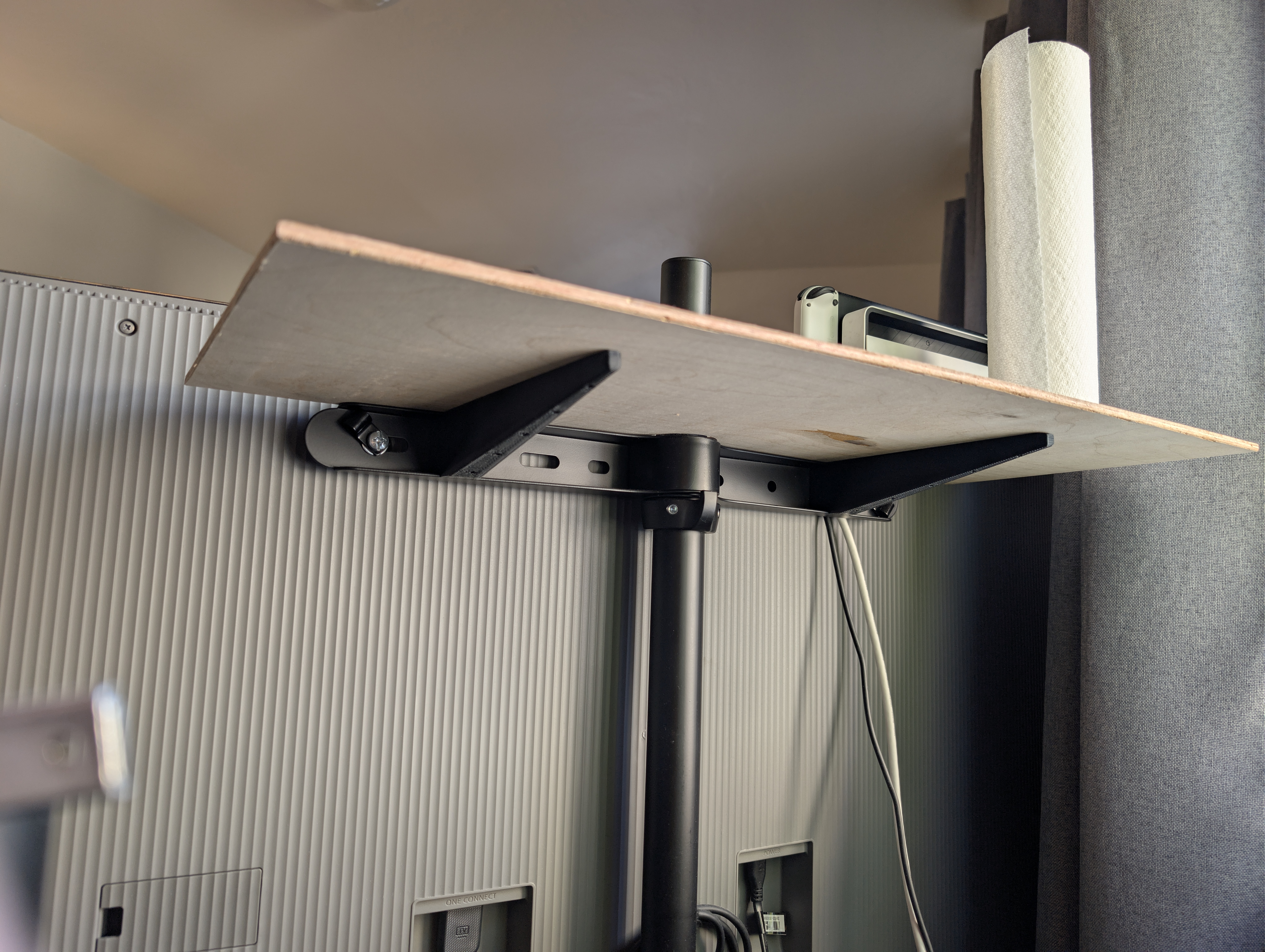 Easel TV Stand Shelf Arms