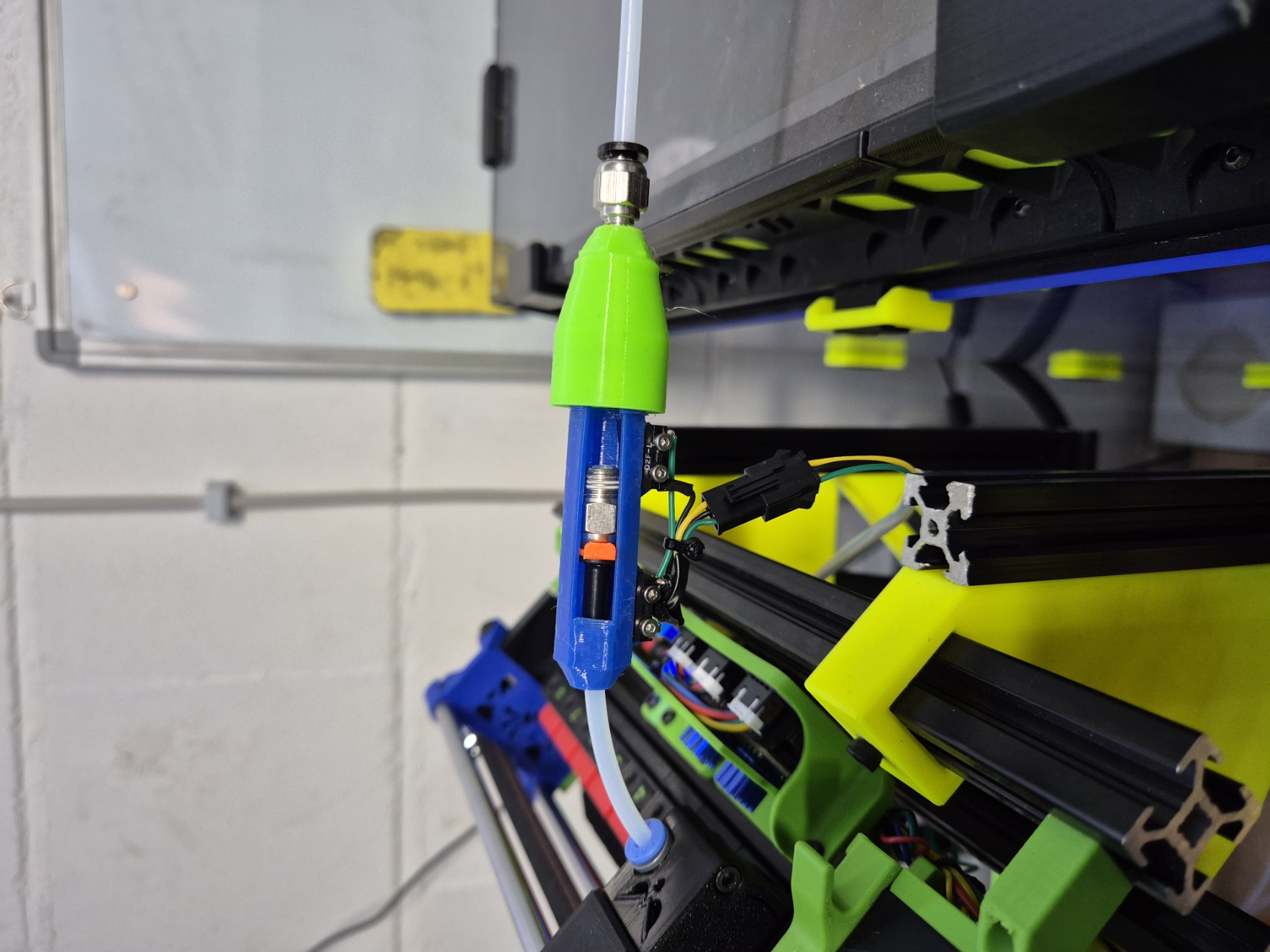 ERCF Belay Filament Stress Sensor - updated. Improved filament guidance, no more jamming.