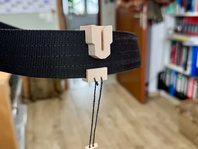 EDC third hand holder