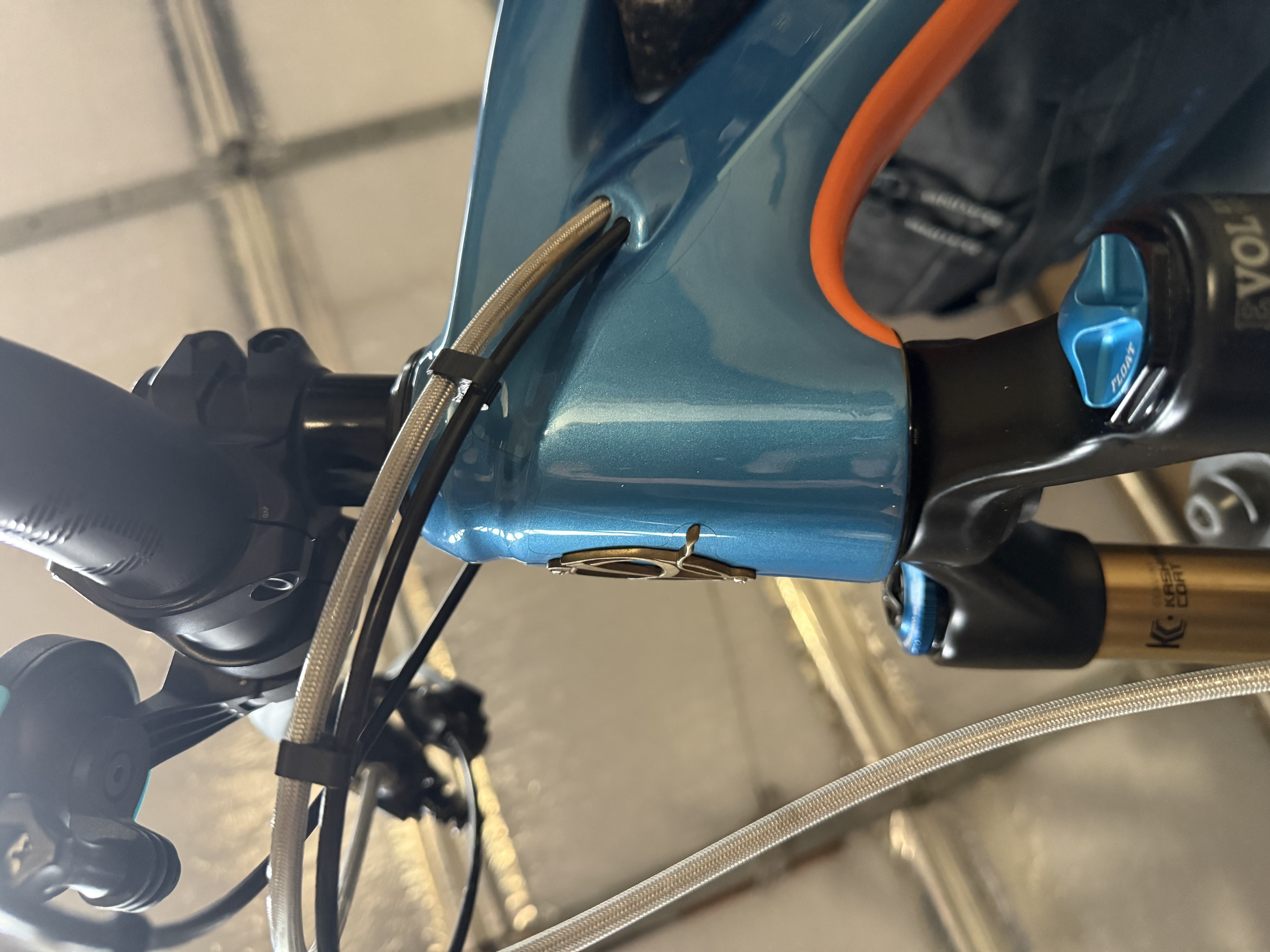 MTB Cable Cleanup Clip 6mm Brake to 4mm Shift