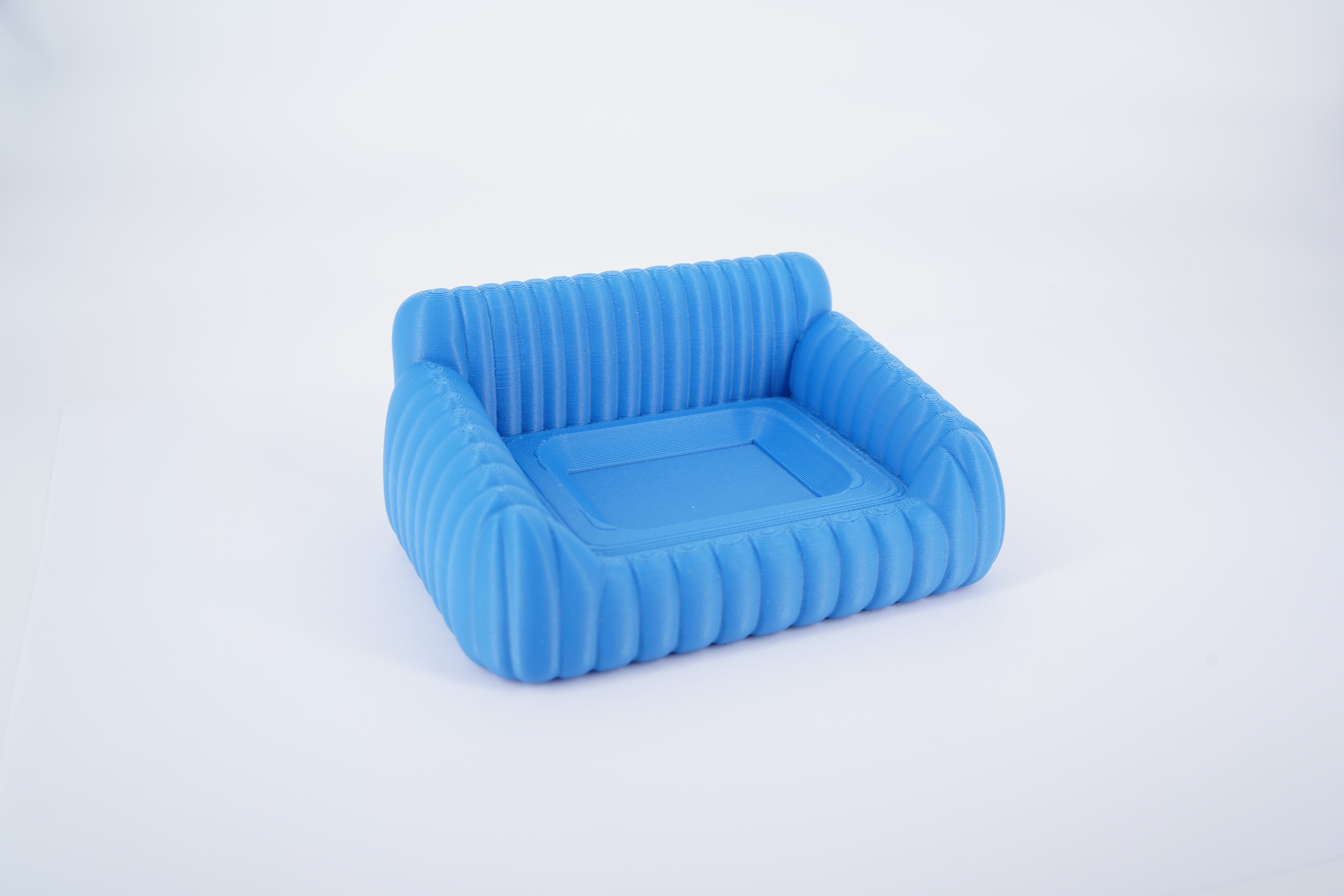 AirPods Lounge Chair – Minimalist Desktop Sofa Stand