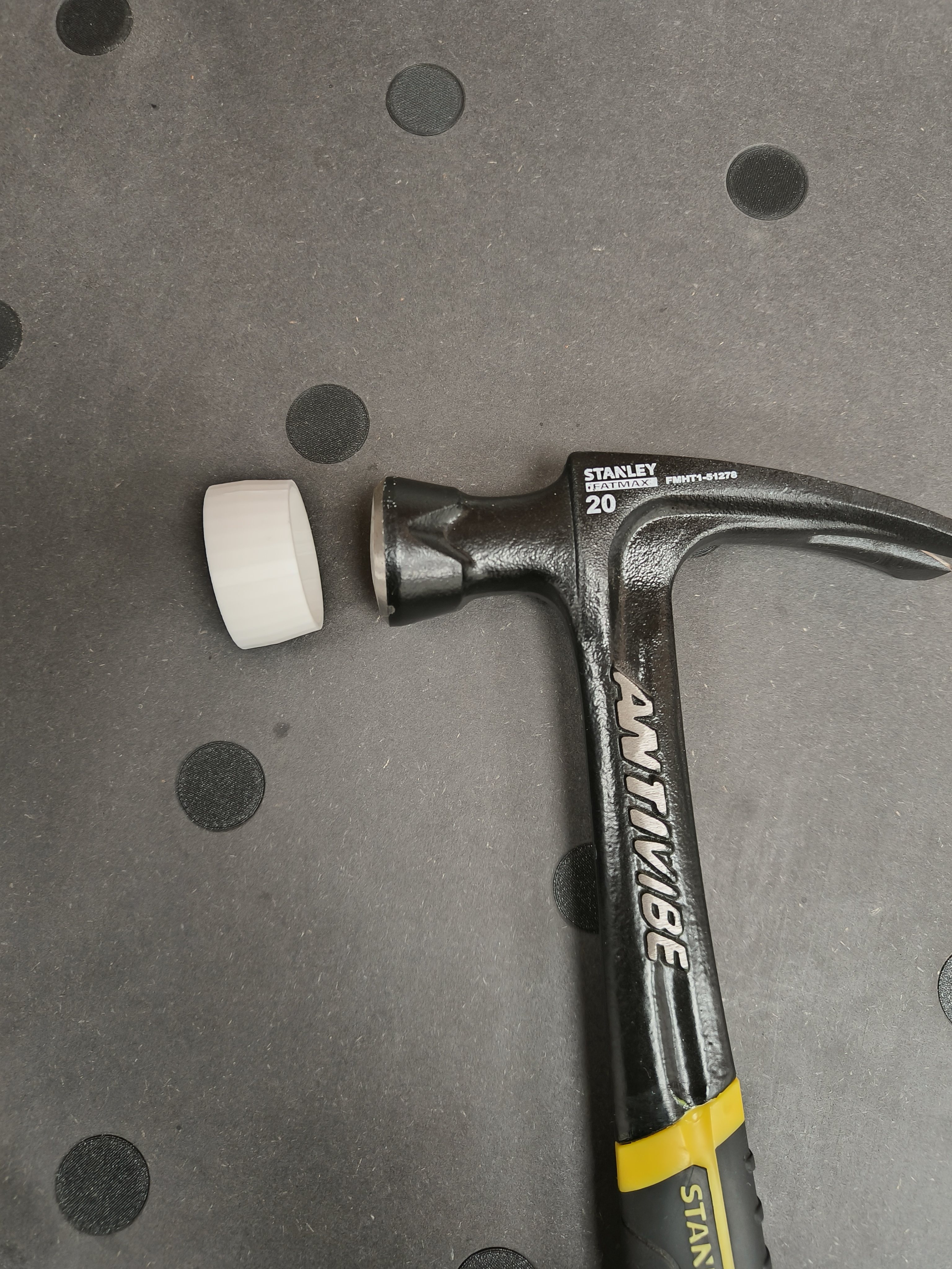 Stanley hammer FMHT1-51278 soft top