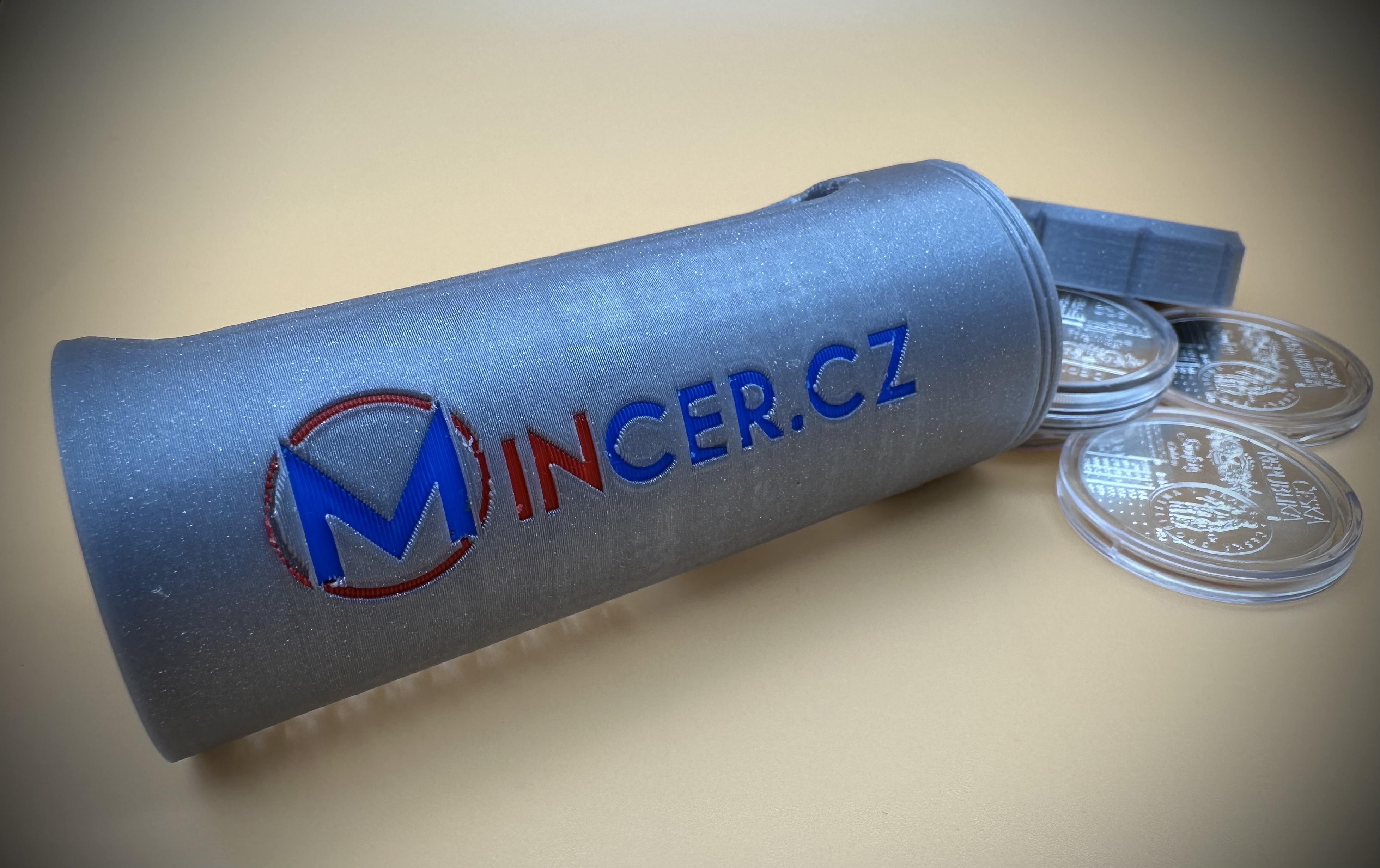 Tubus na stříbrné mince 100 a 200 Kč od ČNB / Coin case for silver coins up to 38mm