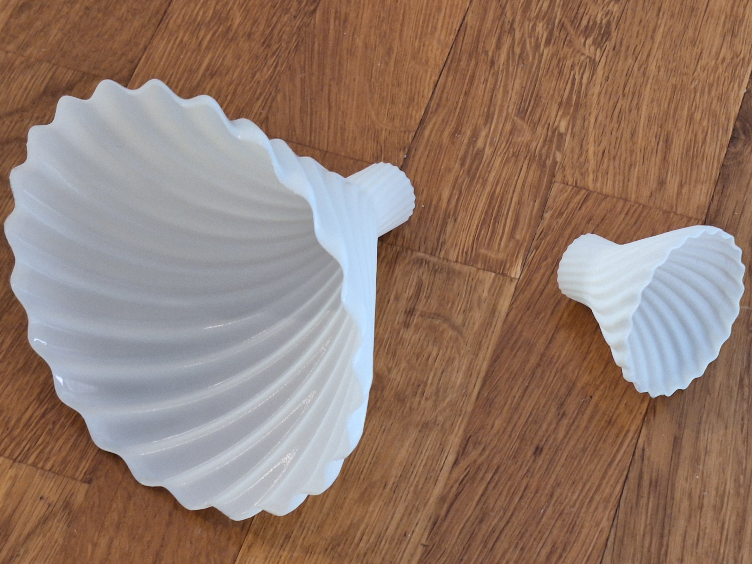 Twisted Wave Funnel - OPEN SCAD Parametric