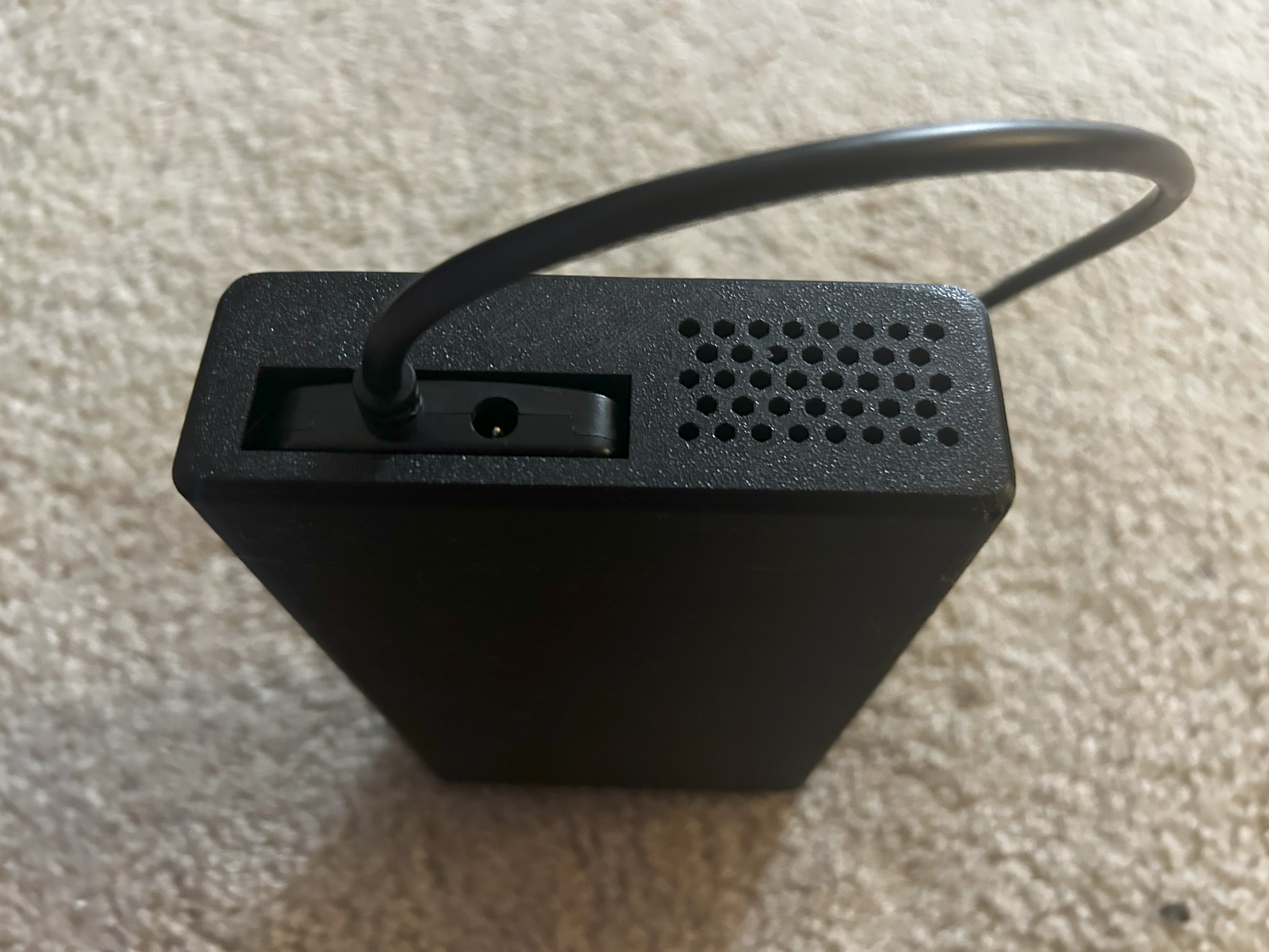 Hard drive enclosure for 3.5" HDD and Temu SATA to USB cable