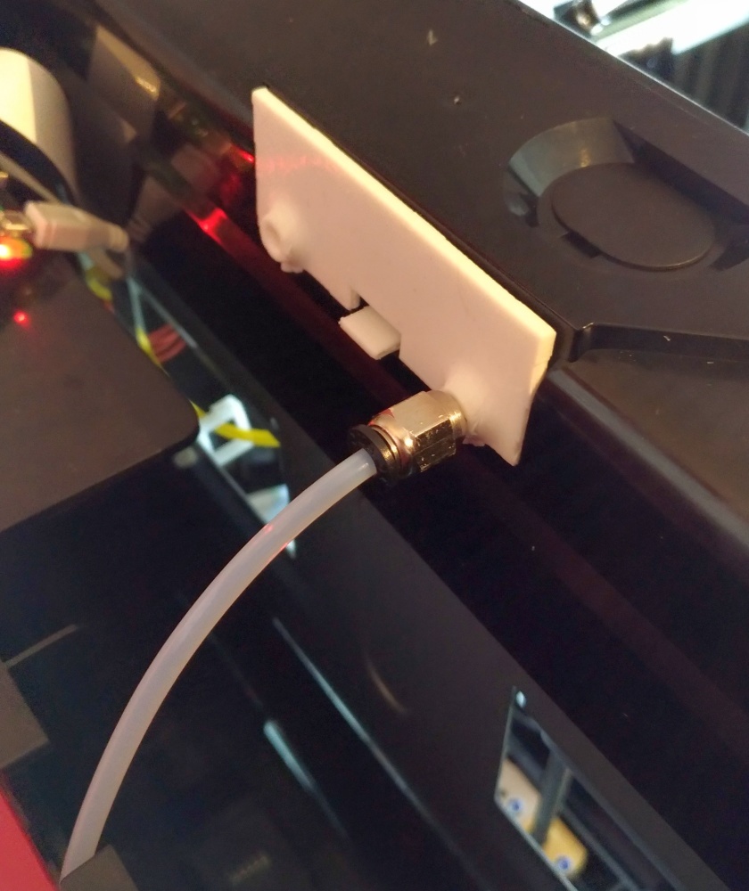 Da Vinci Pro 1.0 feeder clip by Take on Projects | Download free STL ...