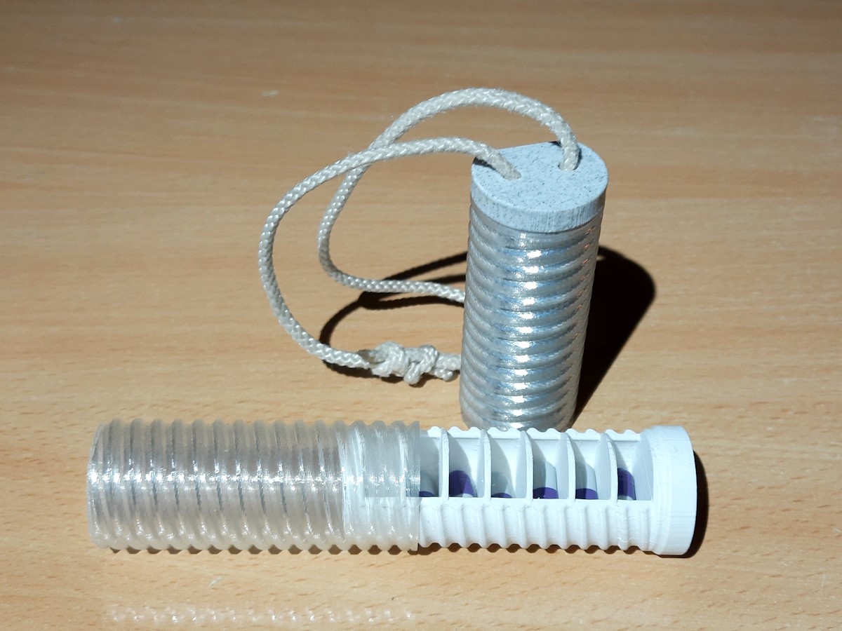 screw pill box