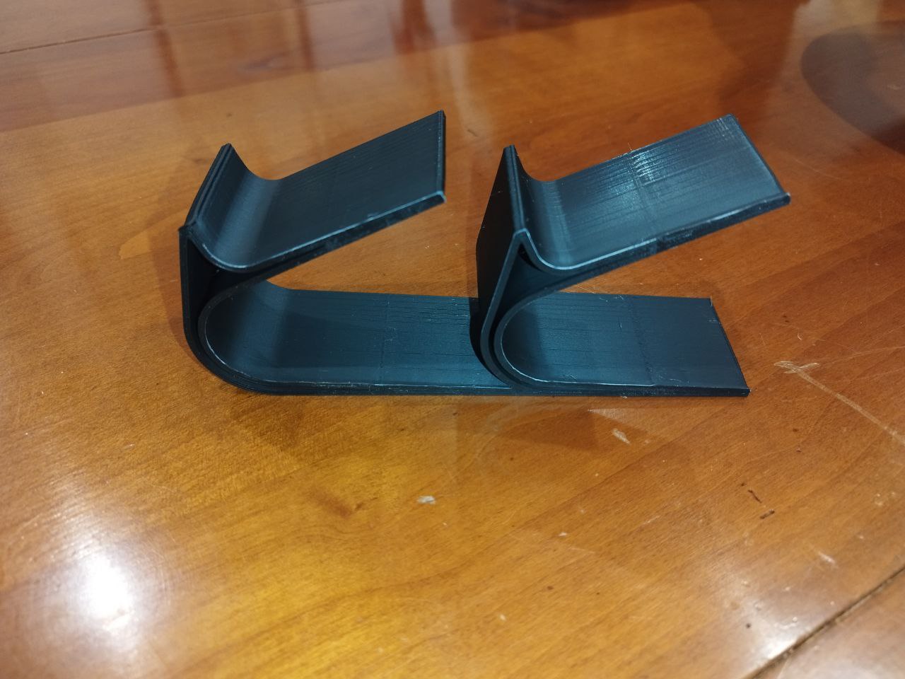 Miniatura 2 do modelo 3D Double universal controller stand