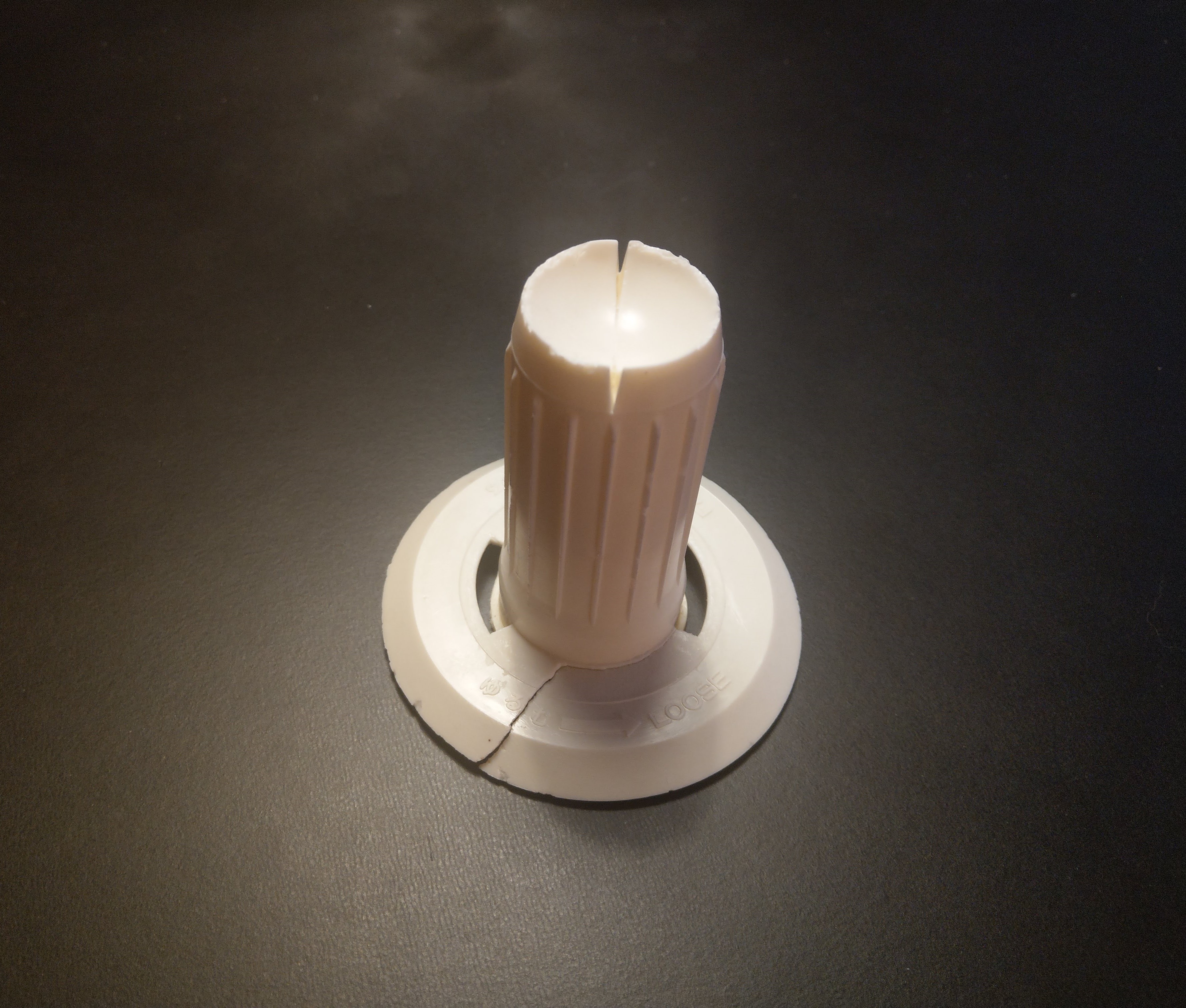 Yarn Ball Winder Holder by Seppel Download free STL model