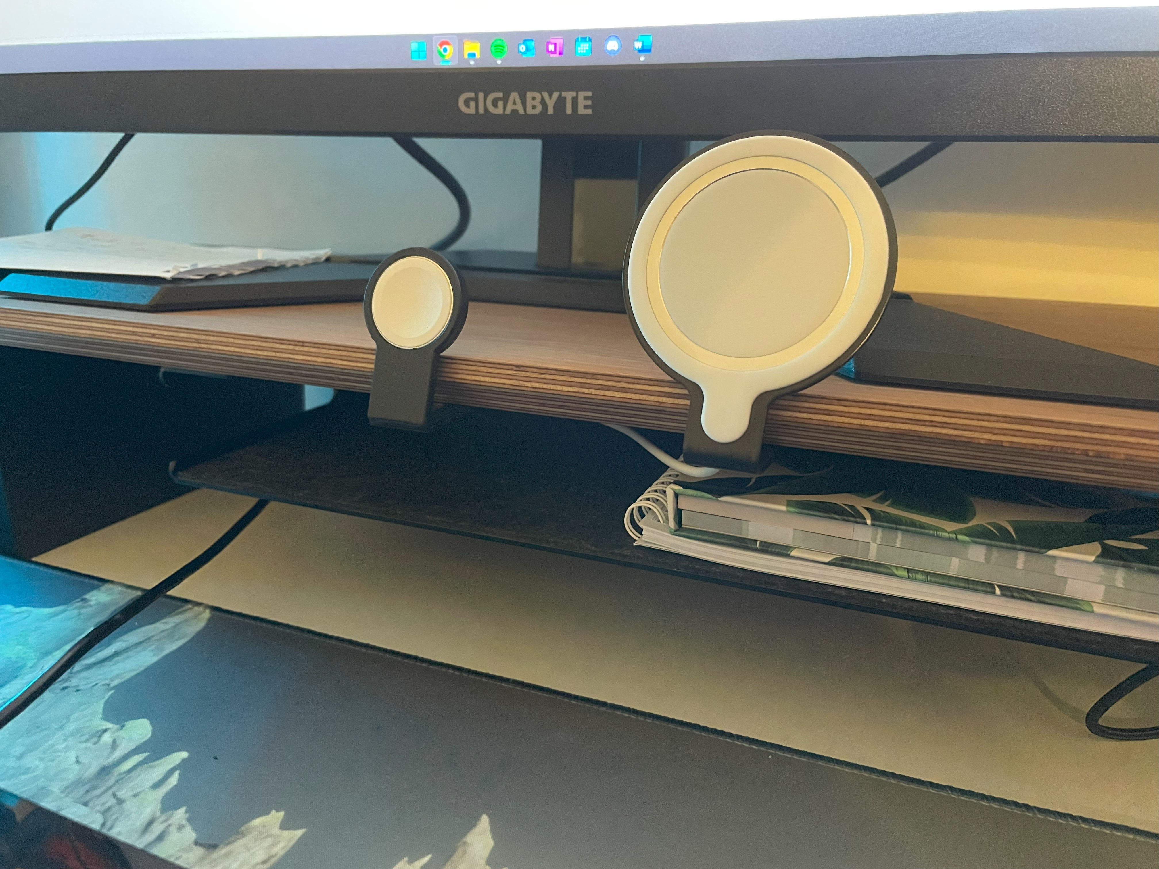 Balolo Apple Watch Charger Mount