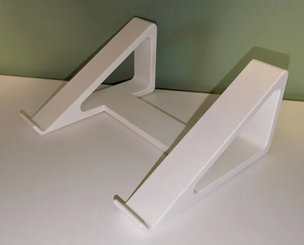 Elegant and practical laptop stand