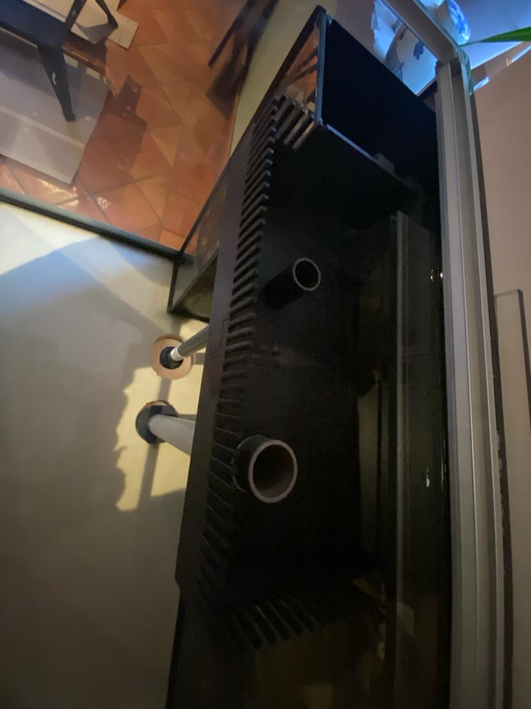 Aquarium strainer (ecumeur)