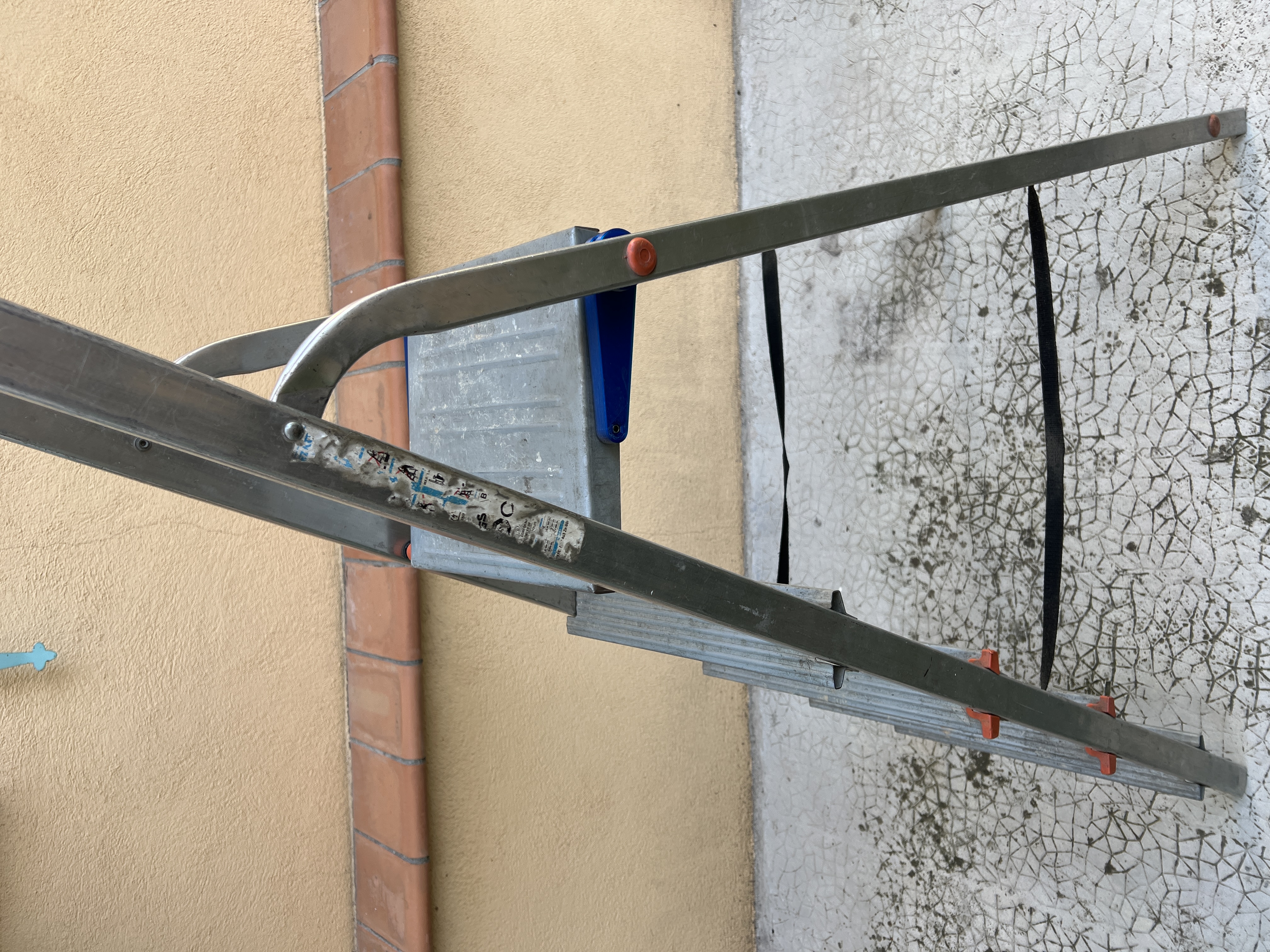 connecting rod for ladder