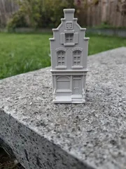 Mini Dutch Canal House – A Tiny Piece of Amsterdam