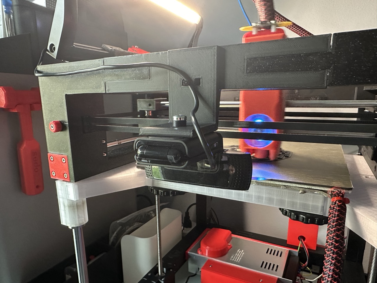 Logitech C920 or similar mount by danielsanpedro | Download free STL model | Printables.com