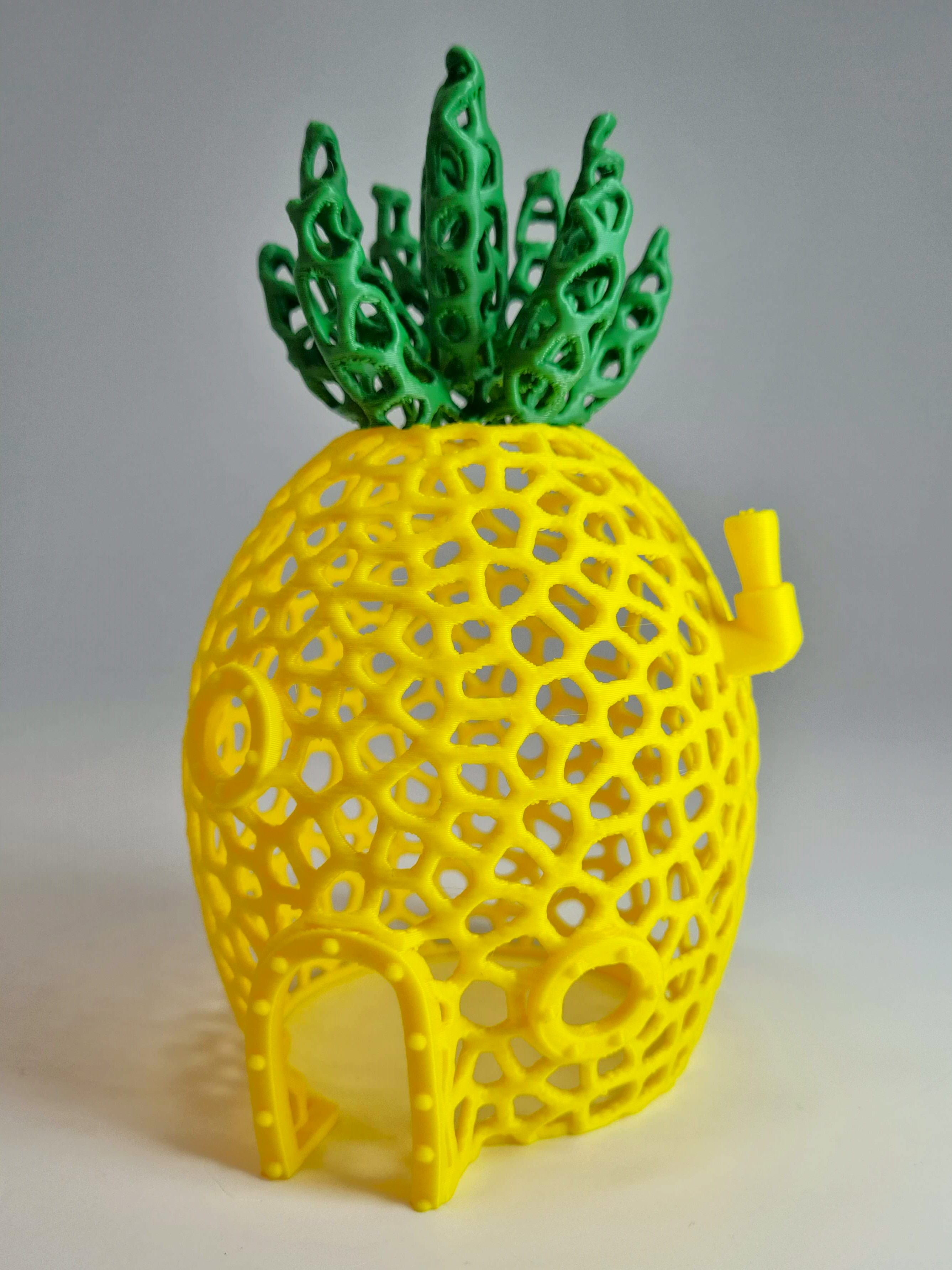 Miniatura 2 do modelo 3D Spongebob's Pineapple Fish House
