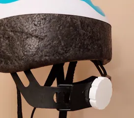 Childrens helmet wheel