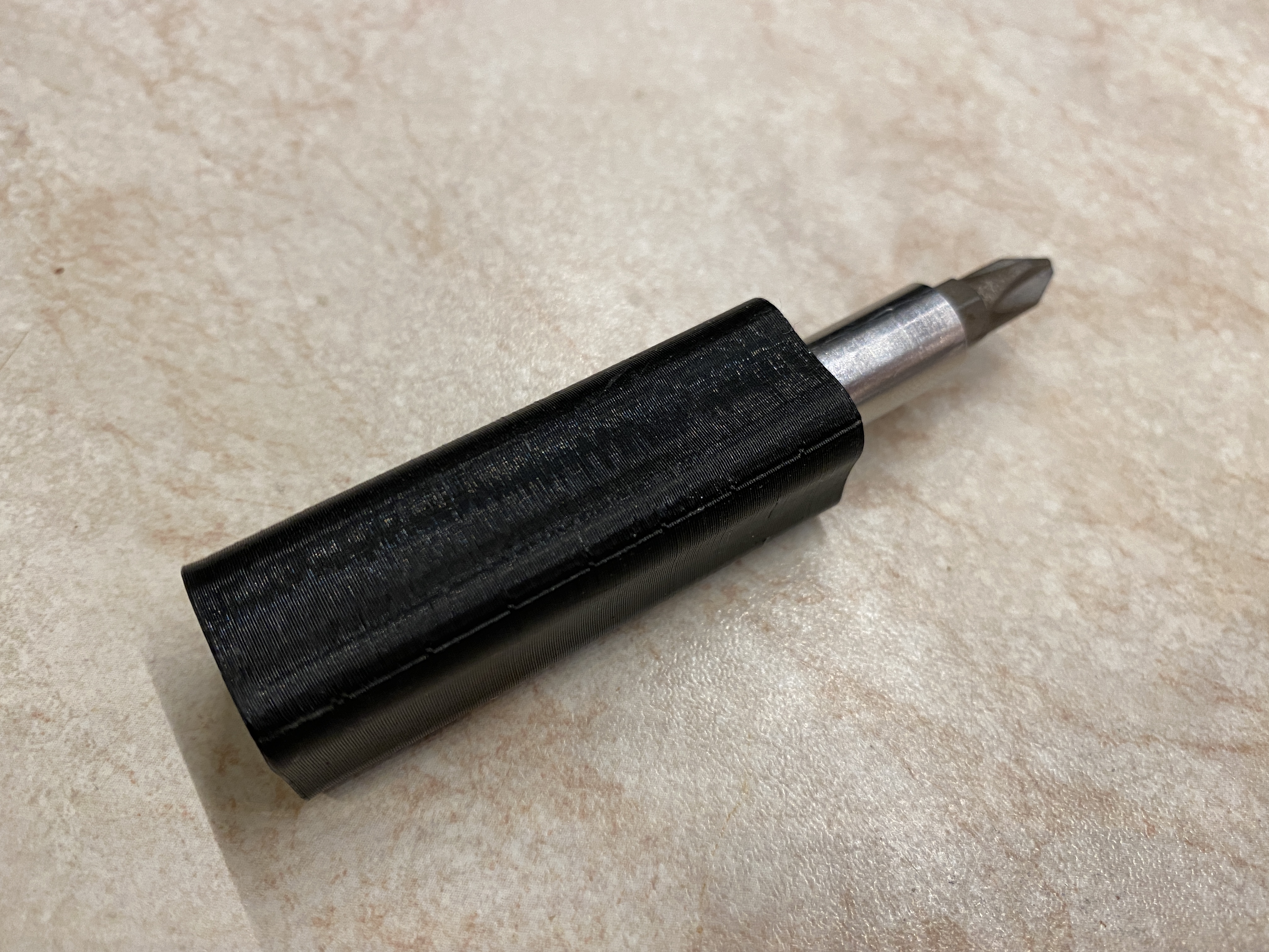 Miniatura 4 do modelo 3D Mini screwdriver