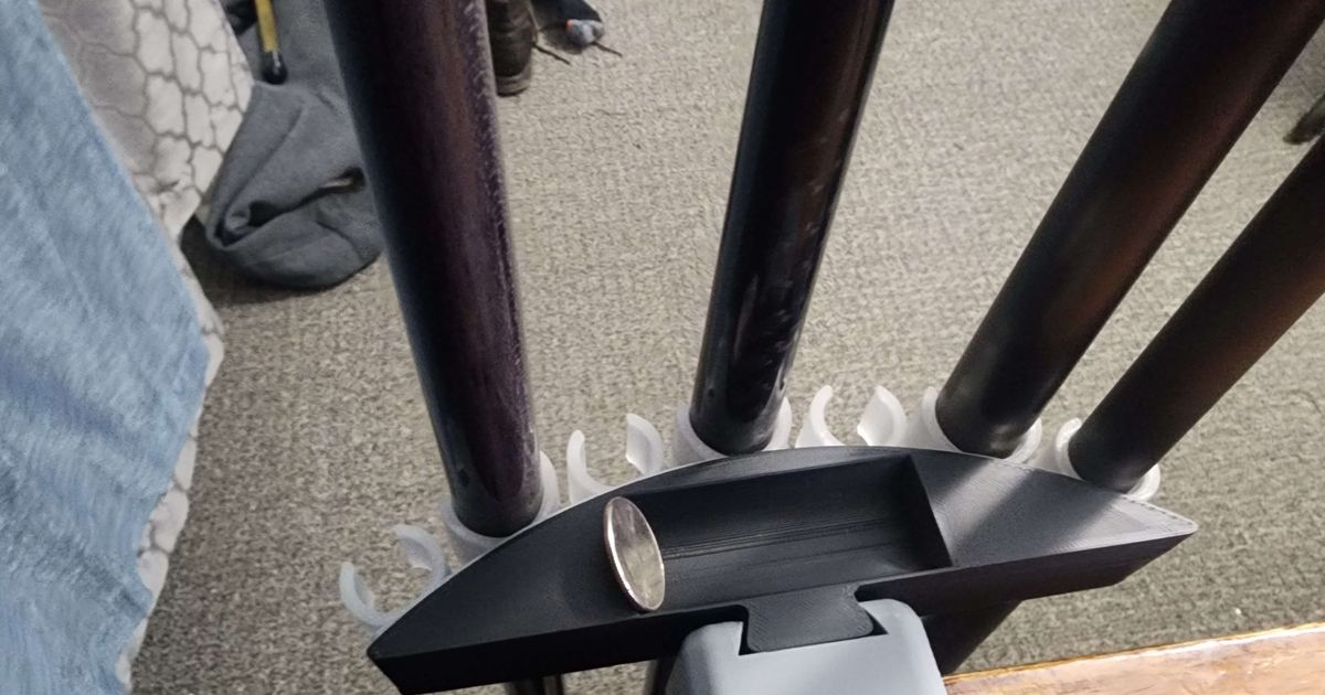 Cue Cue Grip Clamp 7 Slots by ReL Download free STL model