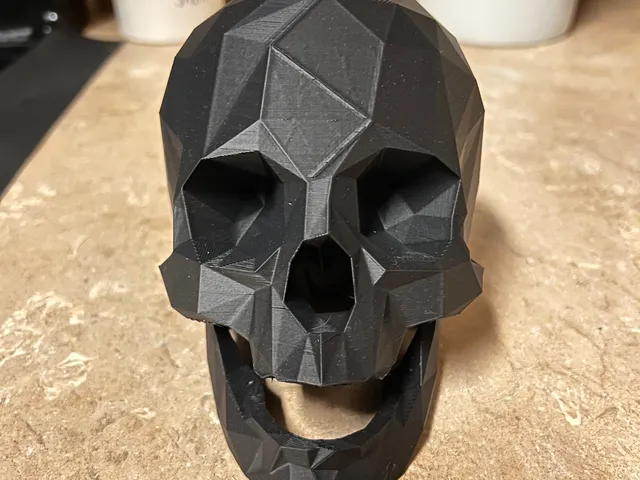 Low Poly Skull