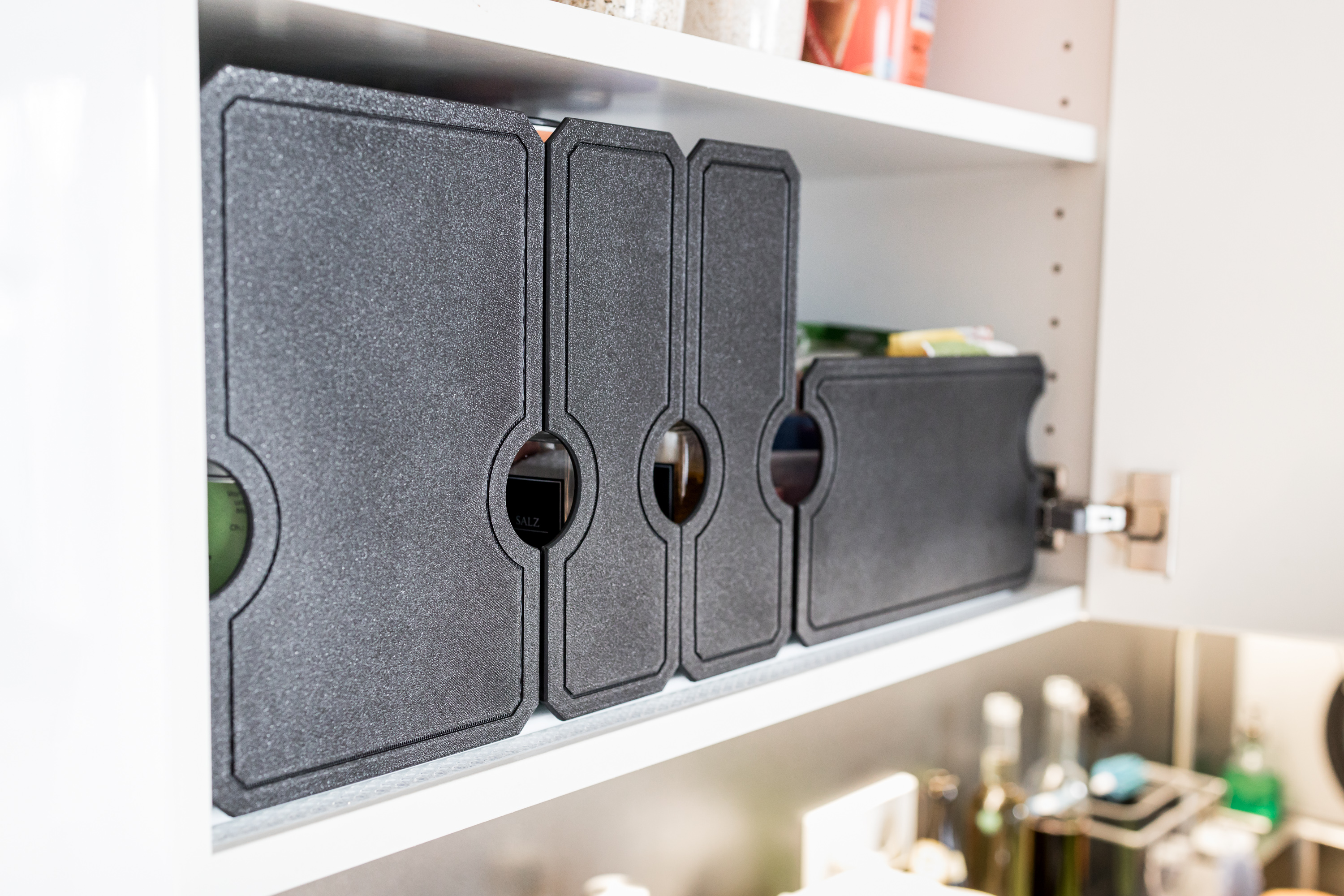 Miniatura 2 do modelo 3D Slide Out Spice Rack - Customizable