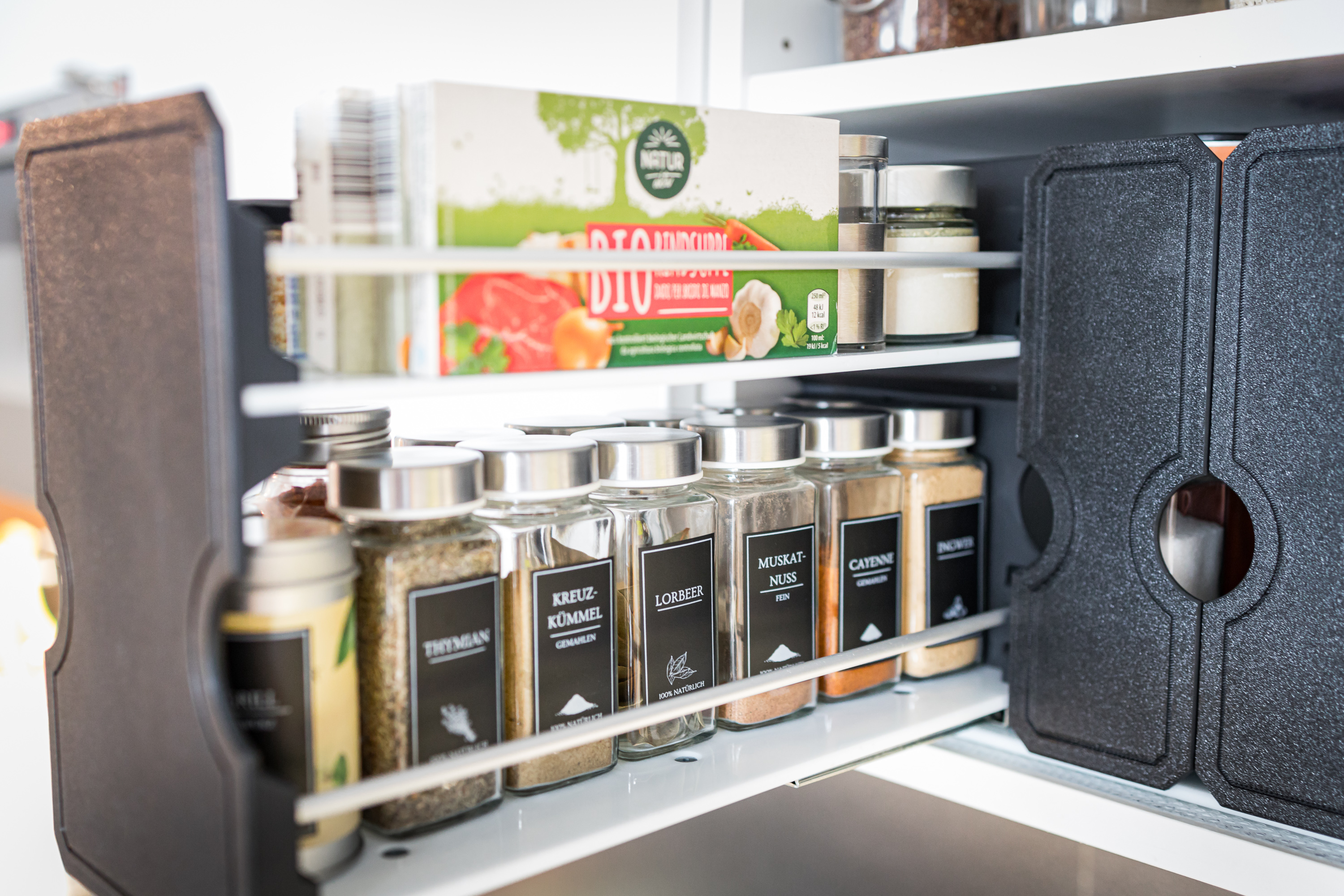 Miniatura 3 do modelo 3D Slide Out Spice Rack - Customizable