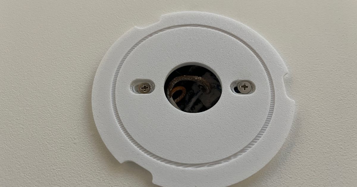 Nest Protect V2 EU Junction Box Mount by mrkb_ | Download free STL