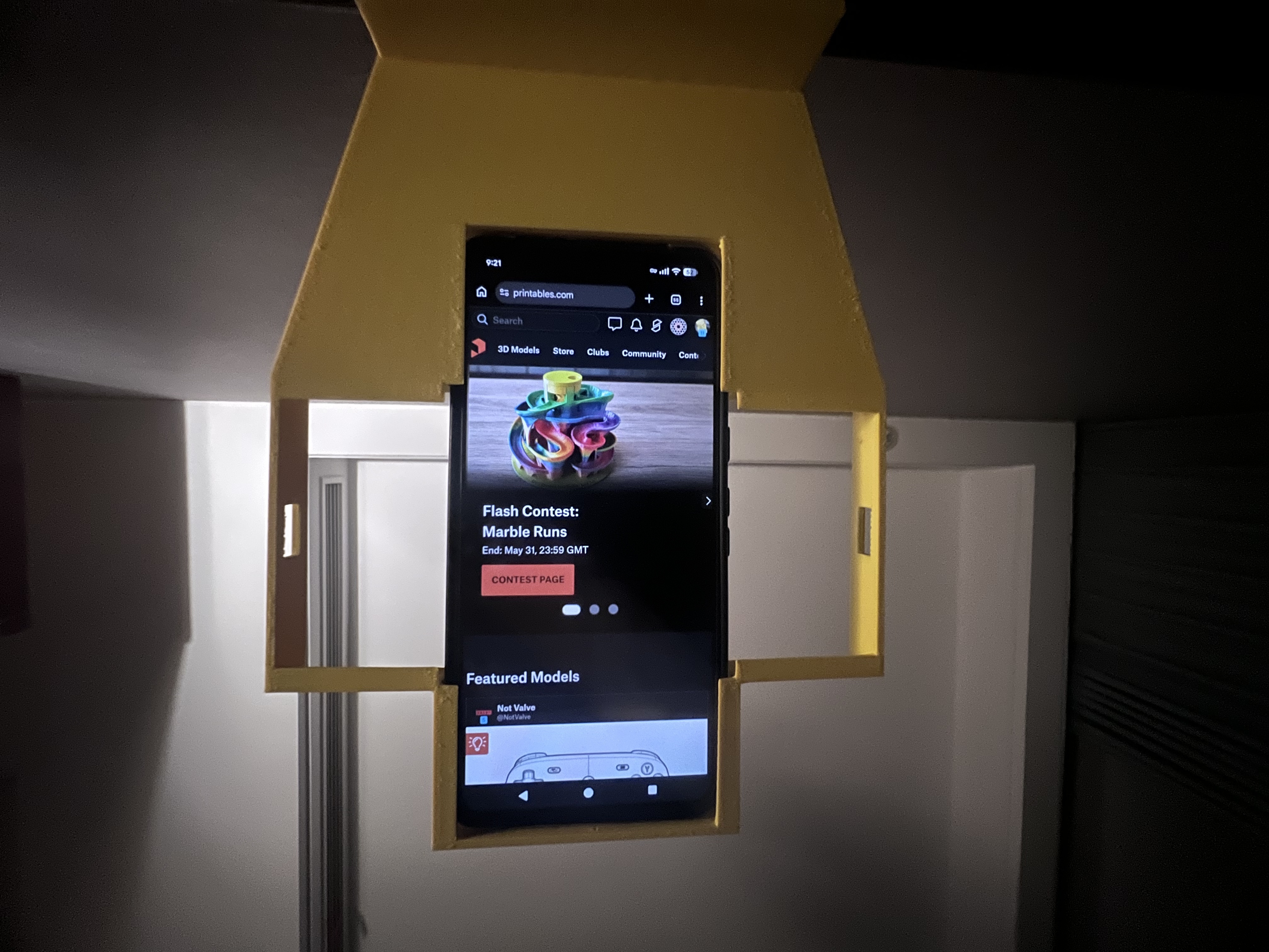Bed Headboard Phone Holder - Landscape or Portrait (Pixel 8 Pro)