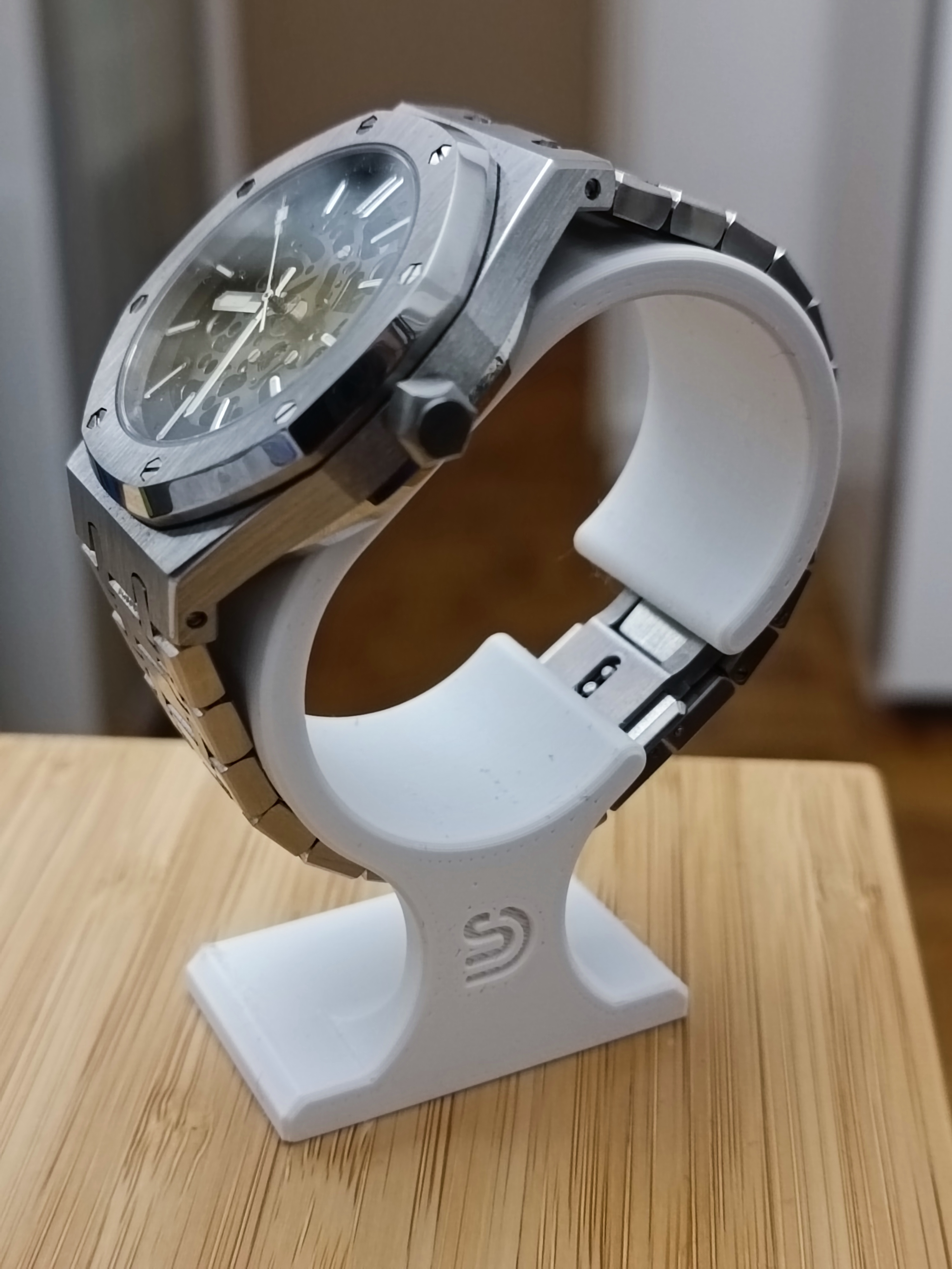 Watch stand