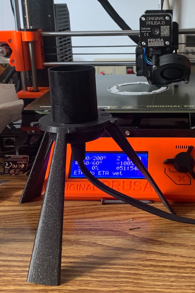 Moon lamp stand for unthreaded socket