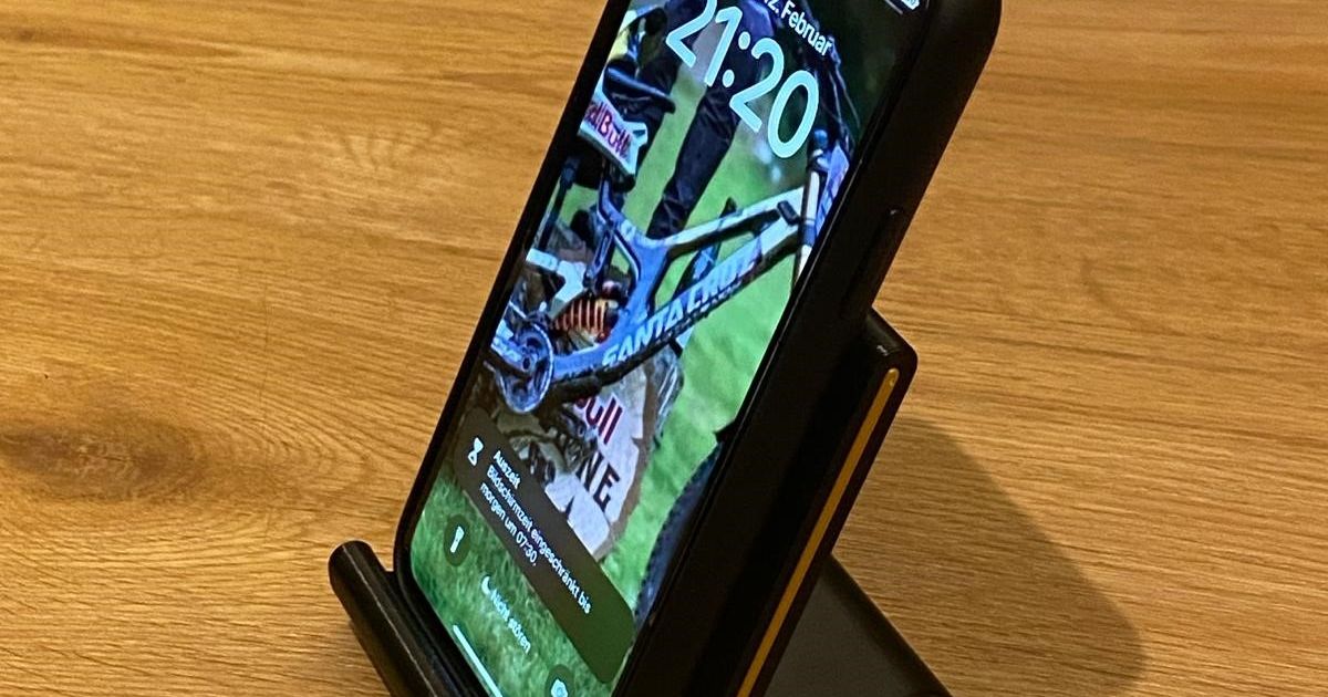 Phone Stand dualcolor (no MMU or AMS needed) by daytrader | Download ...