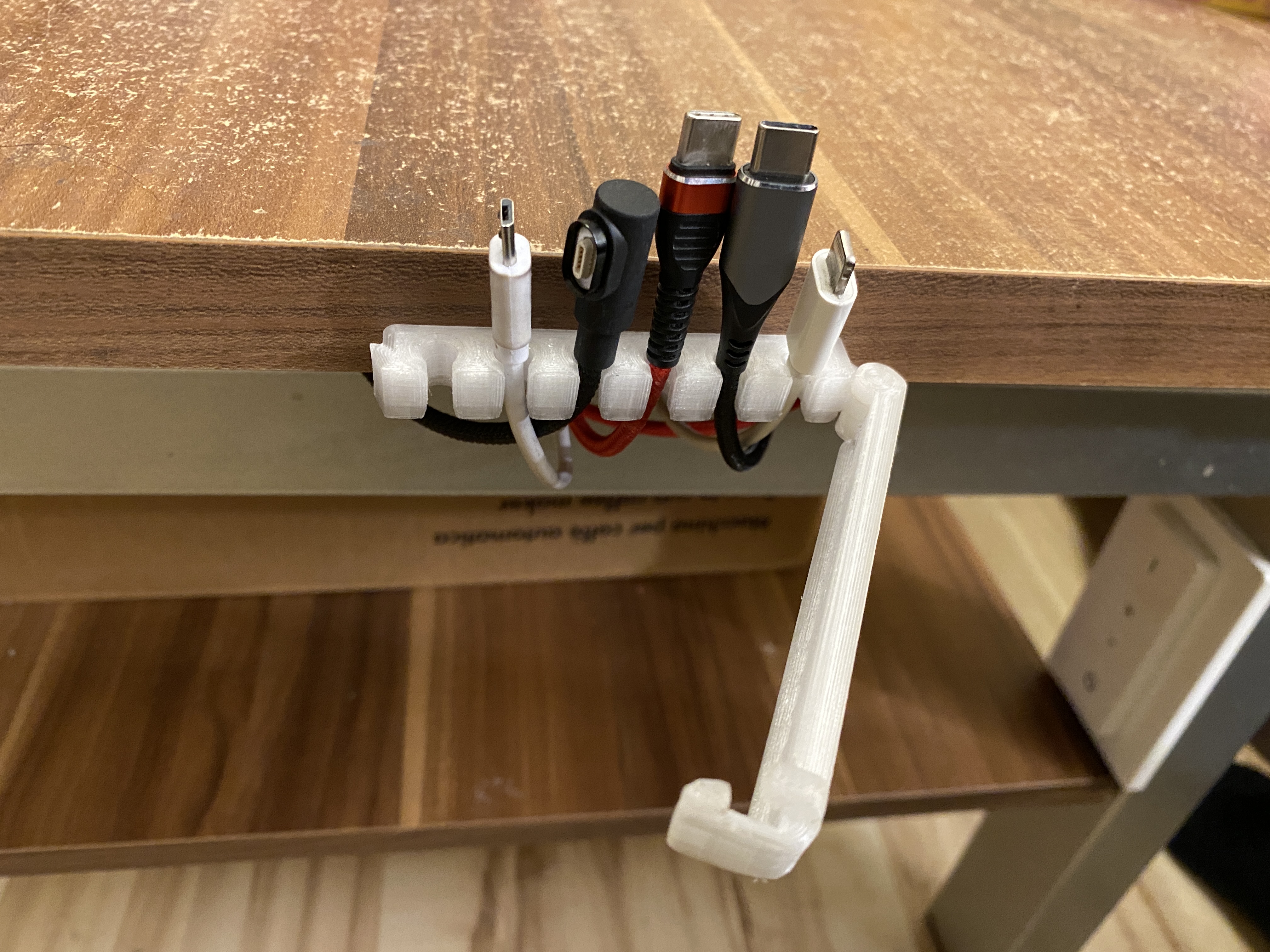 Cable holder