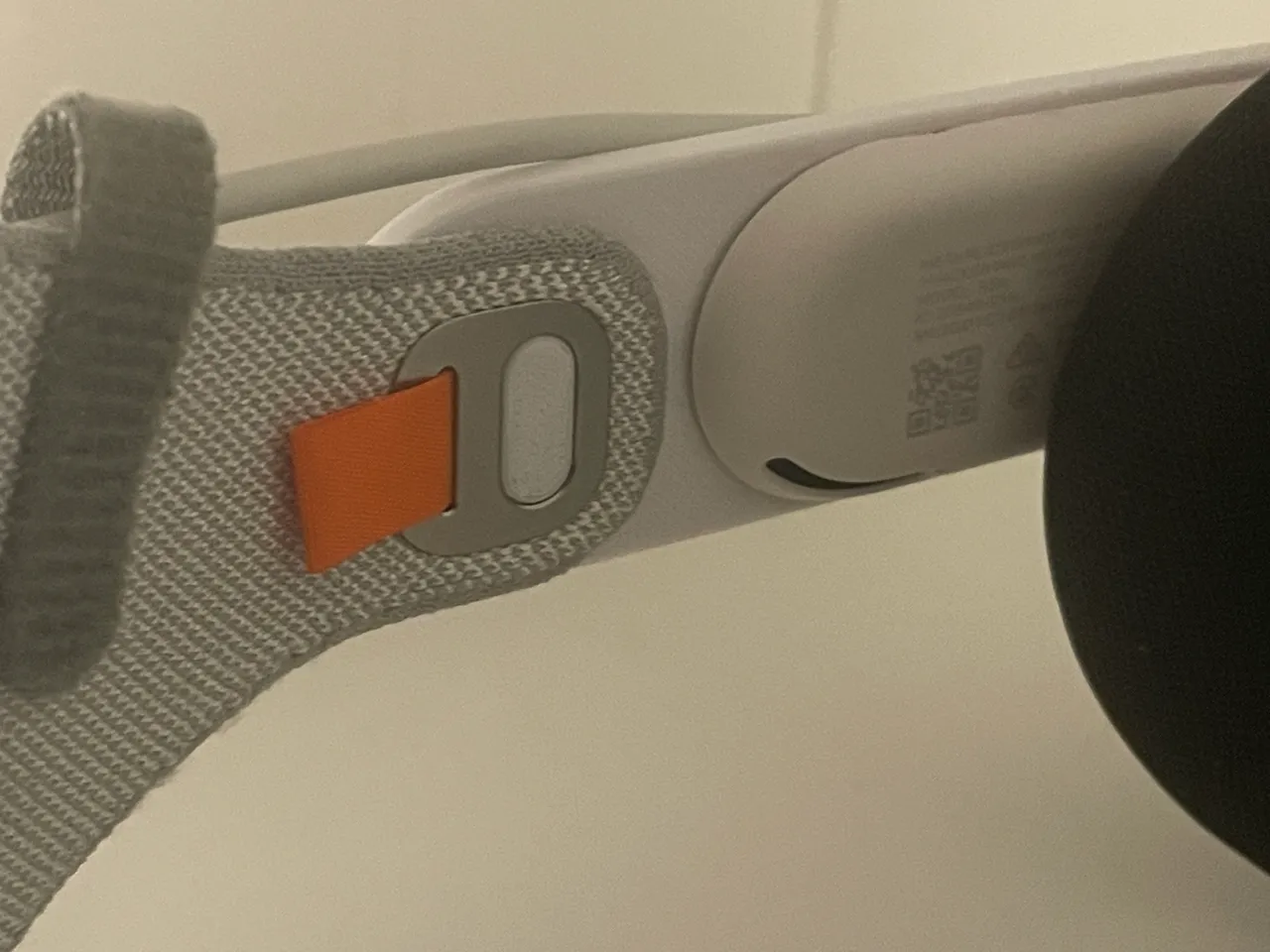 Excellent fix for Elite strap breaking. : r/OculusQuest2