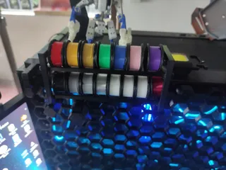 HSW- Miniature Spool Sample Holder