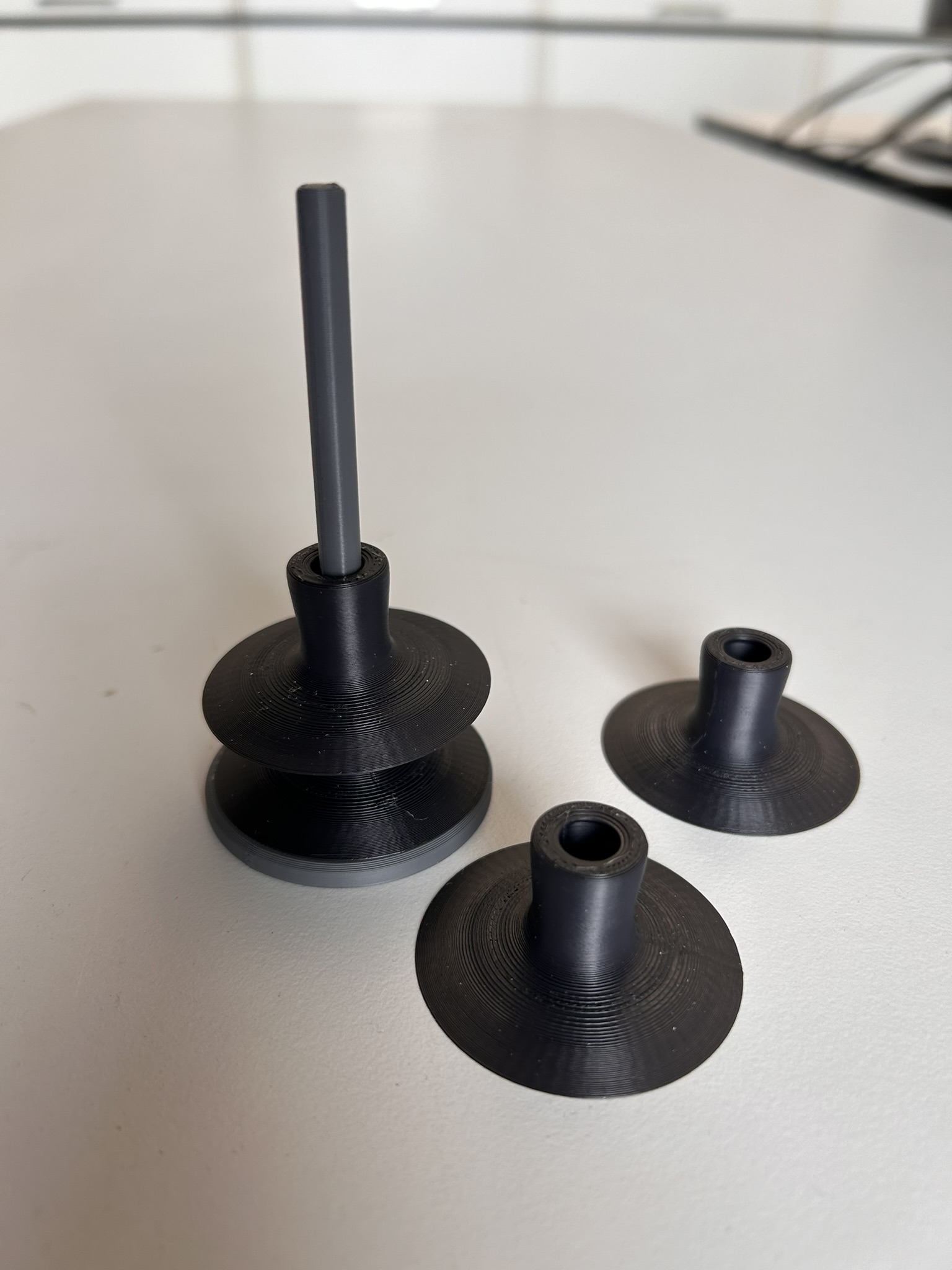 Miniatura 2 do modelo 3D Vertical stand for max 5 pcs. thin layer scraper