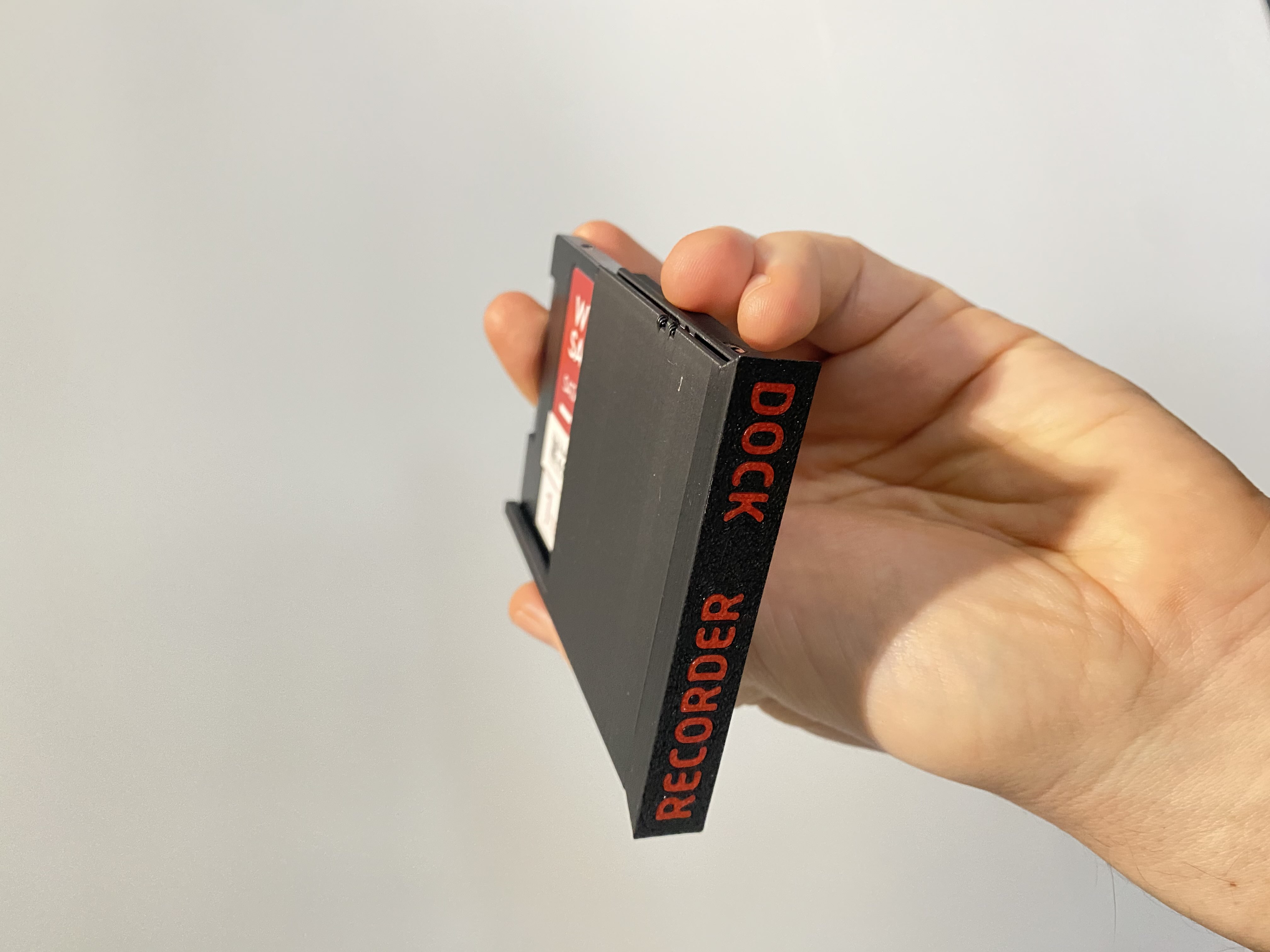 SSD dual use mount for NDI recorder (iCAST 10NDI) and Icy box 3.5" SATA Dock