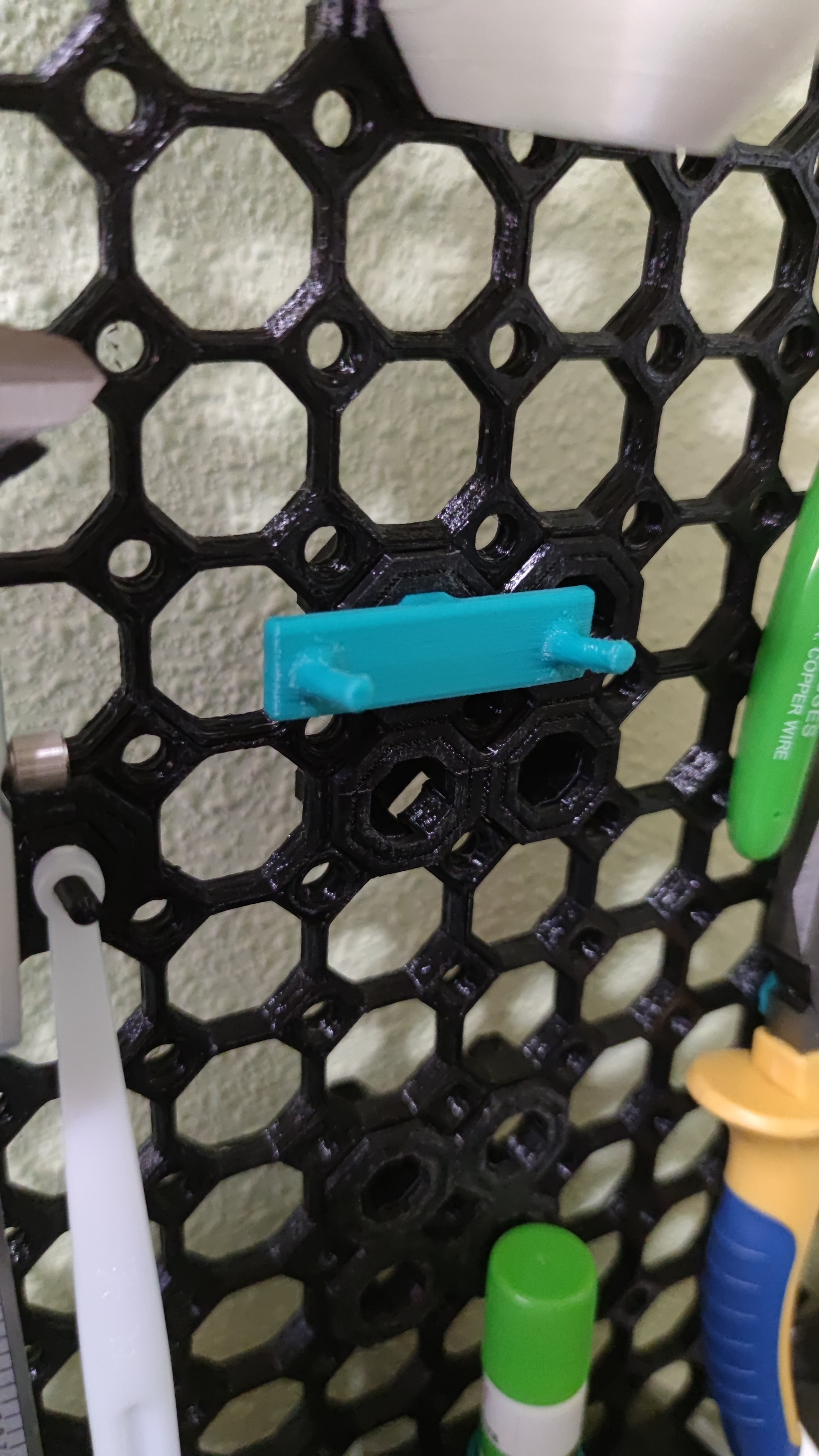 Miniatura 2 do modelo 3D Scissors Holder for Multiboard