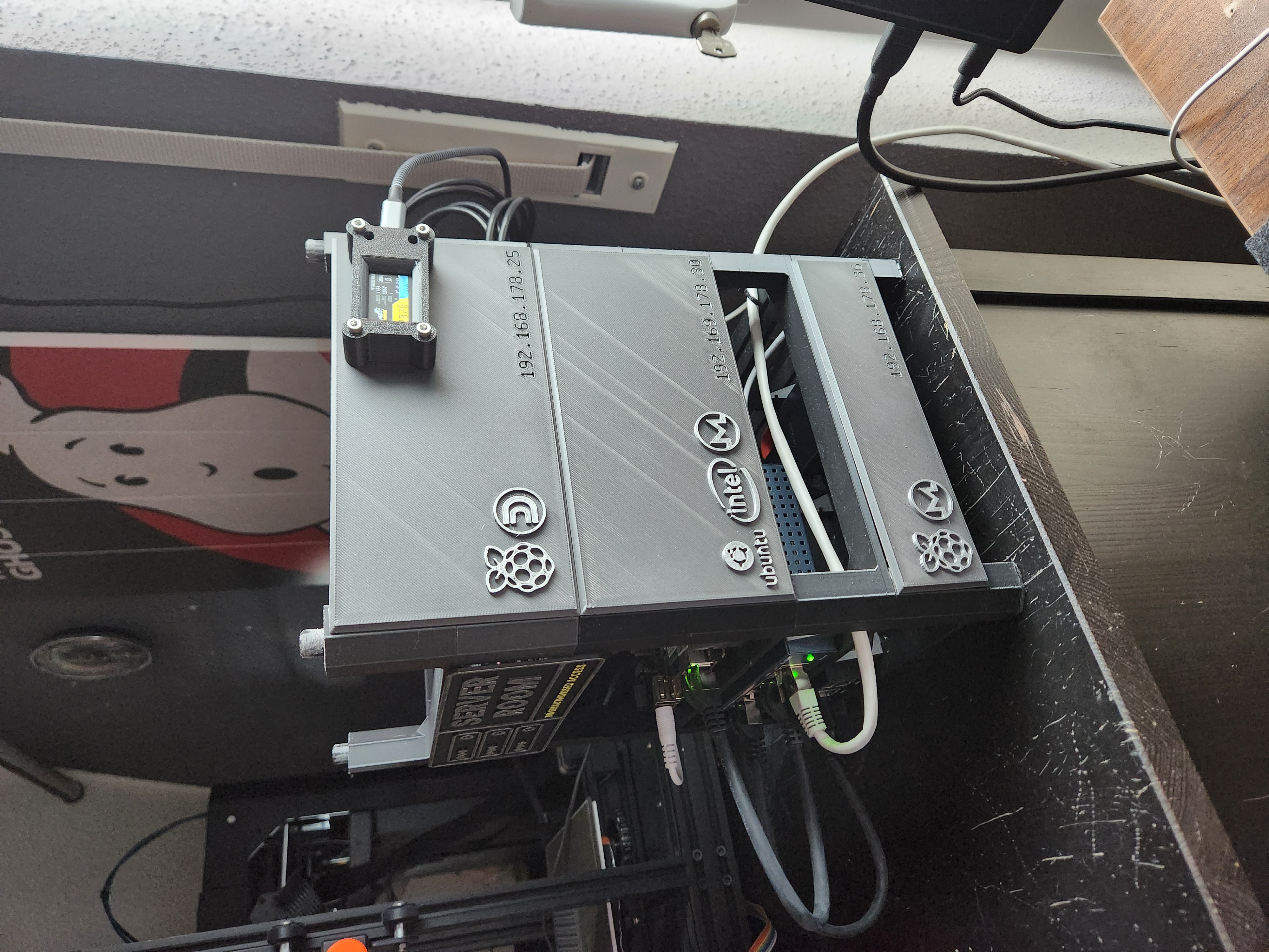 Miniatura 7 do modelo 3D Modular and Stackable HomeLab Mini Rack
