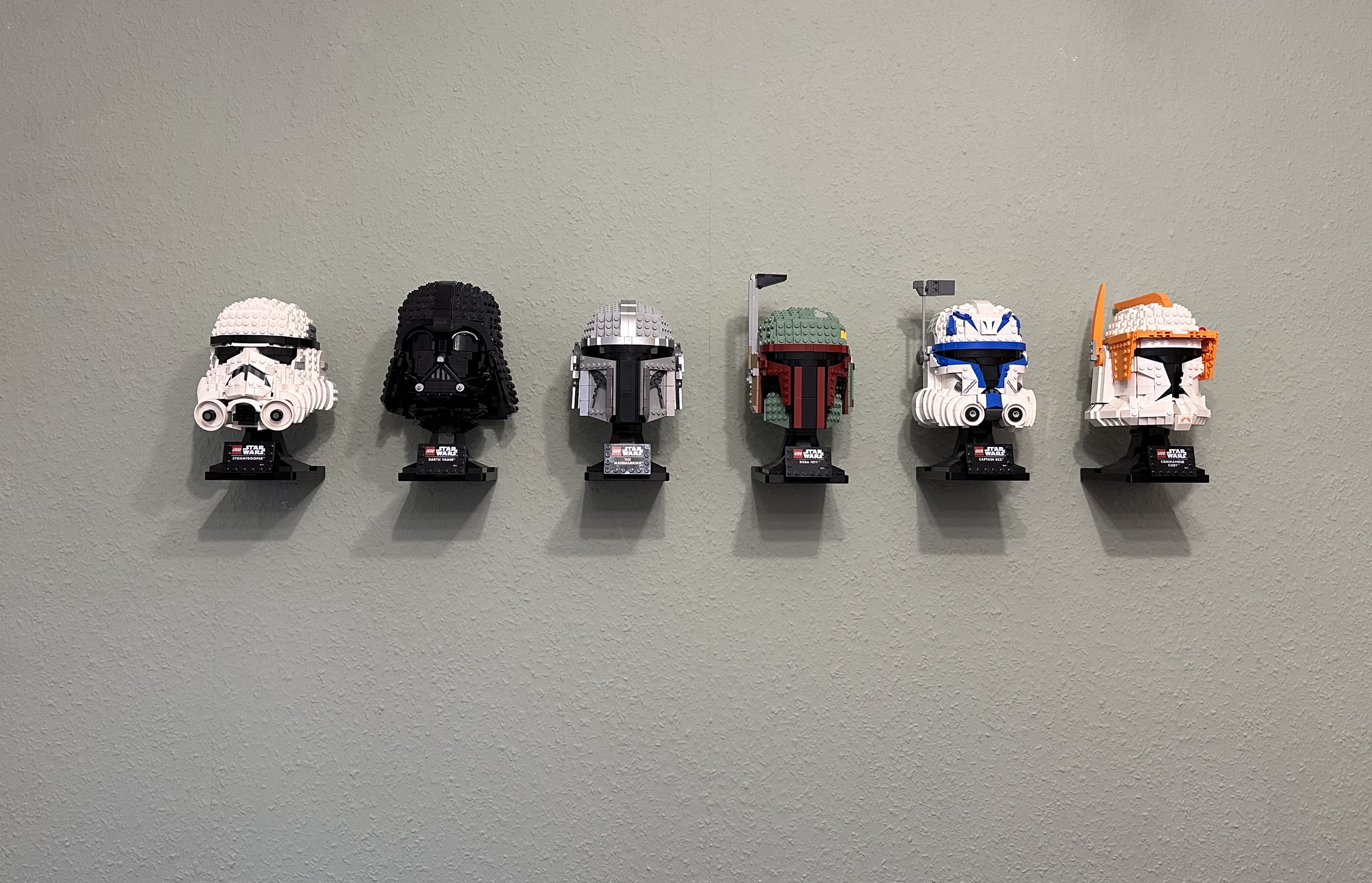 LEGO Star Wars Helmets Collection - Wall / Skadis Mount for all Helmets incl mounting aid