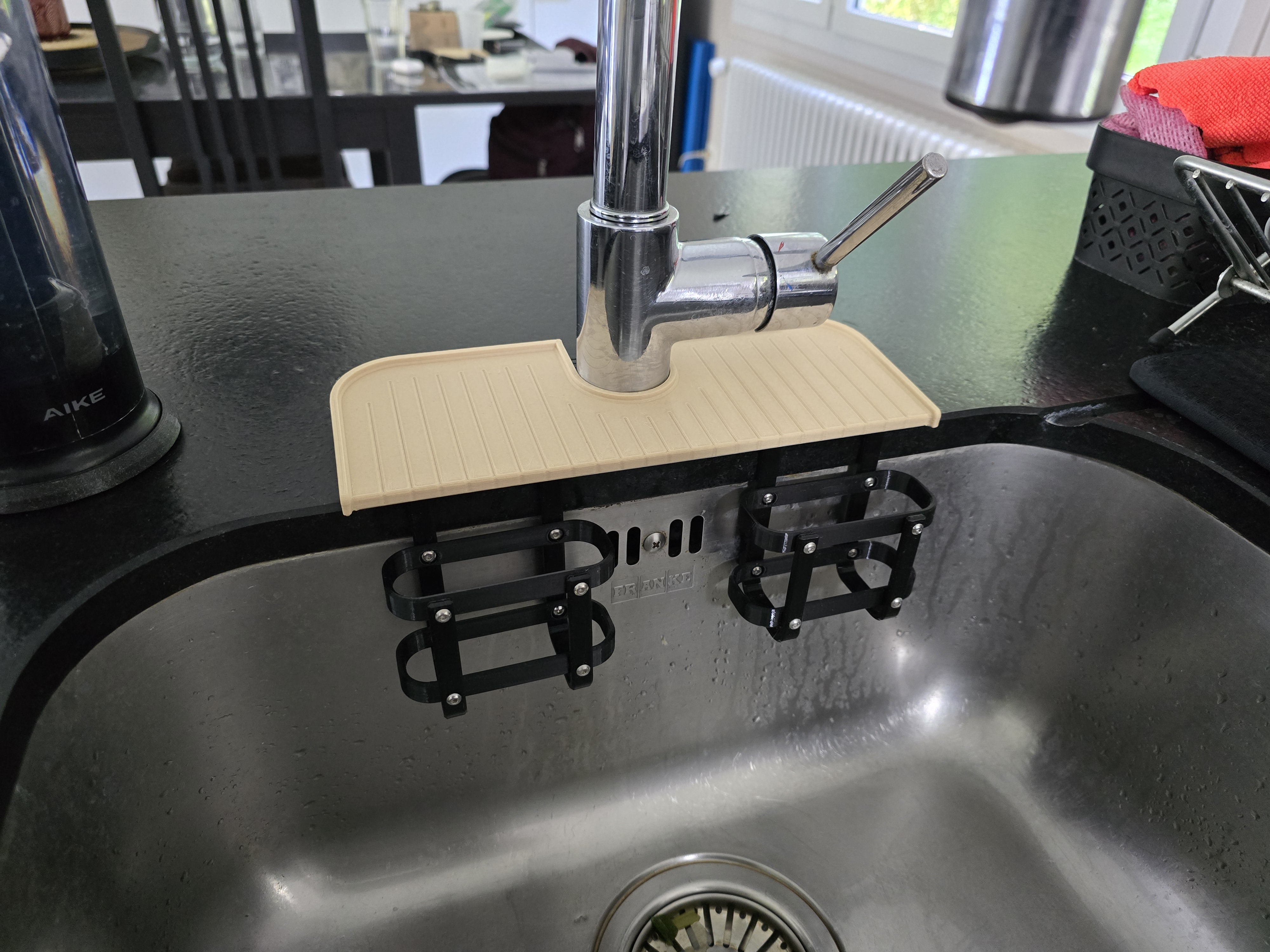 Double sponge holder
