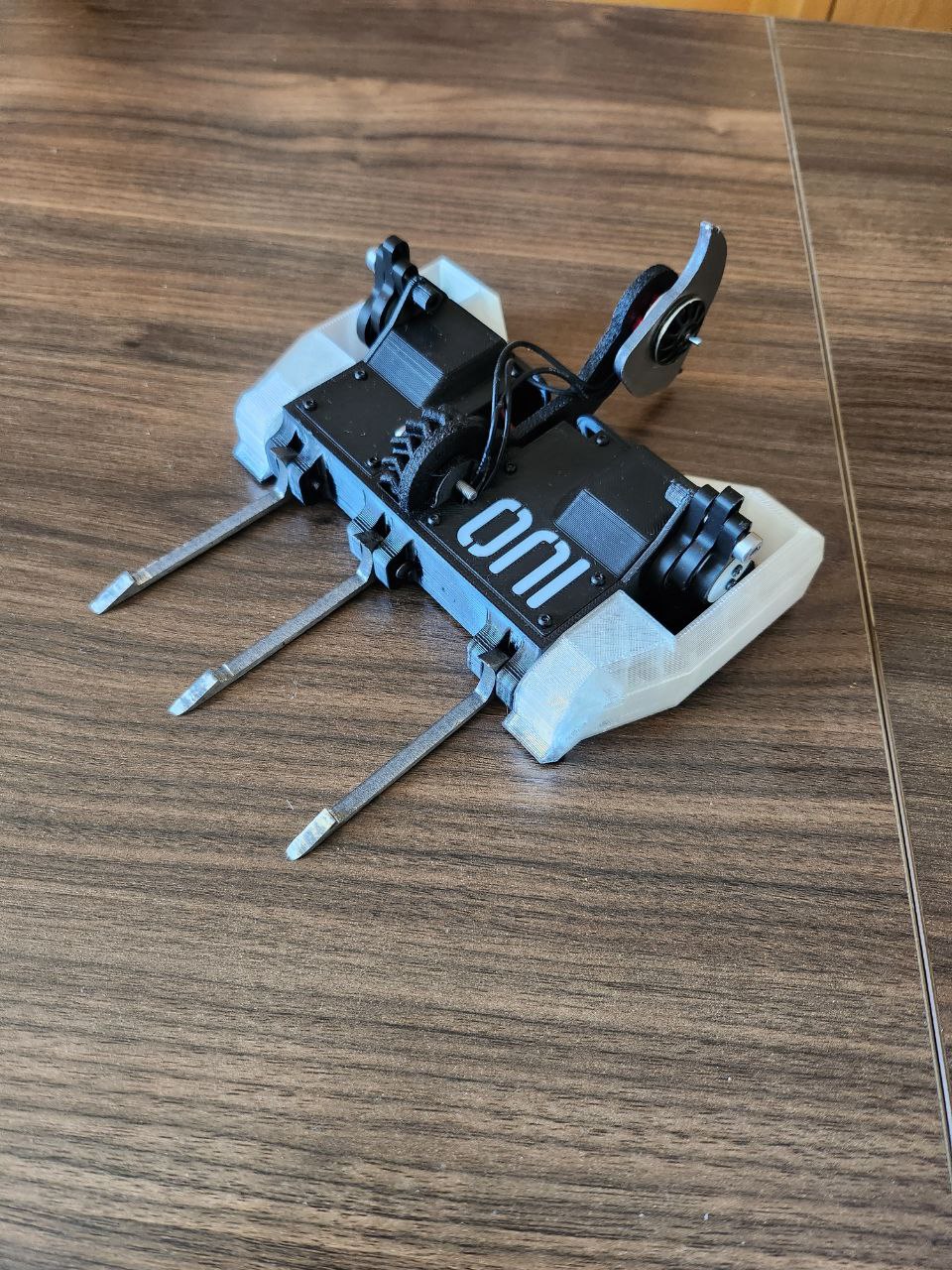 ONI - 150g Antweight/ Fairyweight shuffler hammer saw  combat robot battlebot