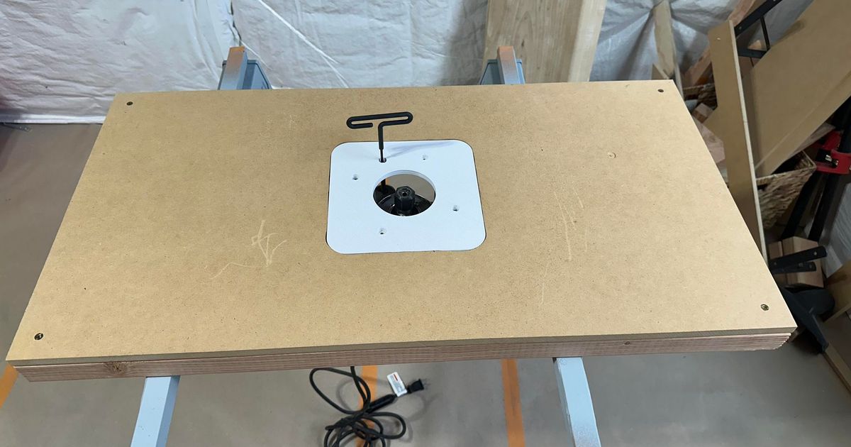 BOSCH 1617 ROUTER TABLE INSERT by Kollin Burckhardt Download free STL