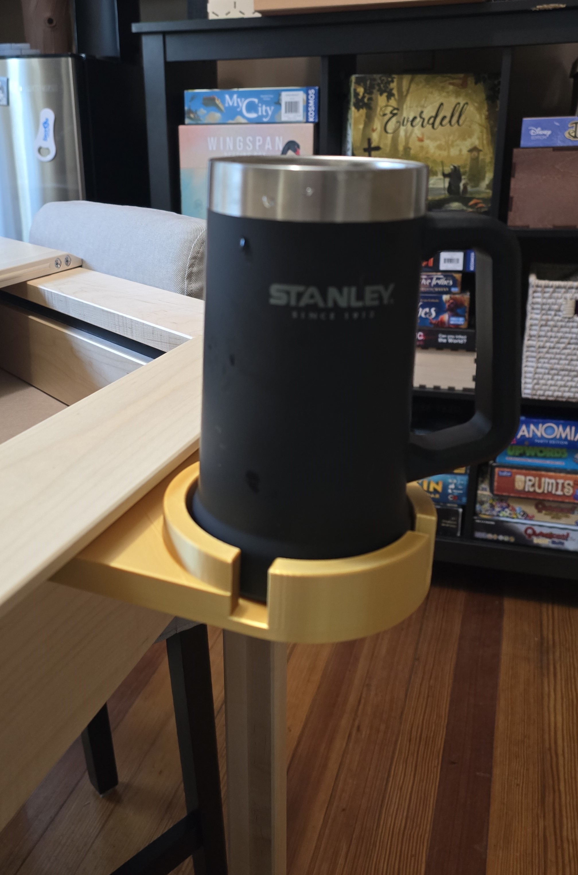 MGT Stein Holder for Rail by Manuel Download free STL model