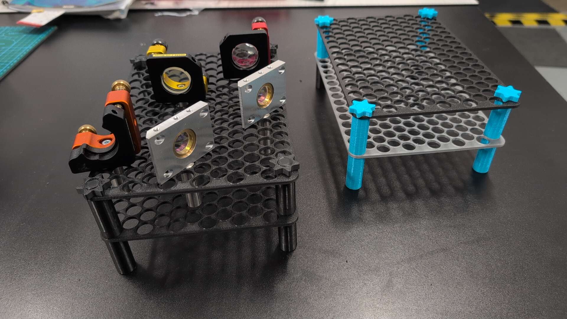 Optical Elements Stand - parametric
